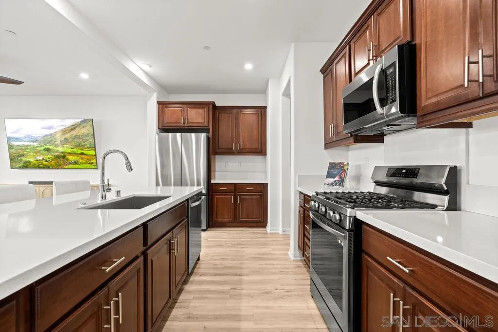 Photo #12: 260019932 Listing: Photo #12