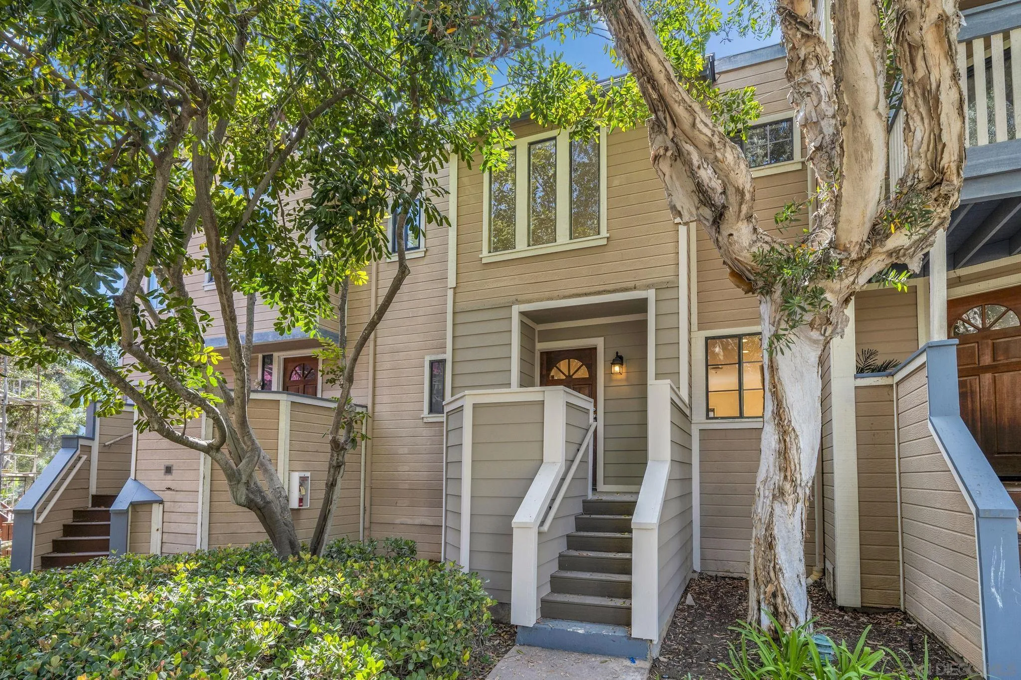 Photo #1: 260019939 Listing: Photo #1