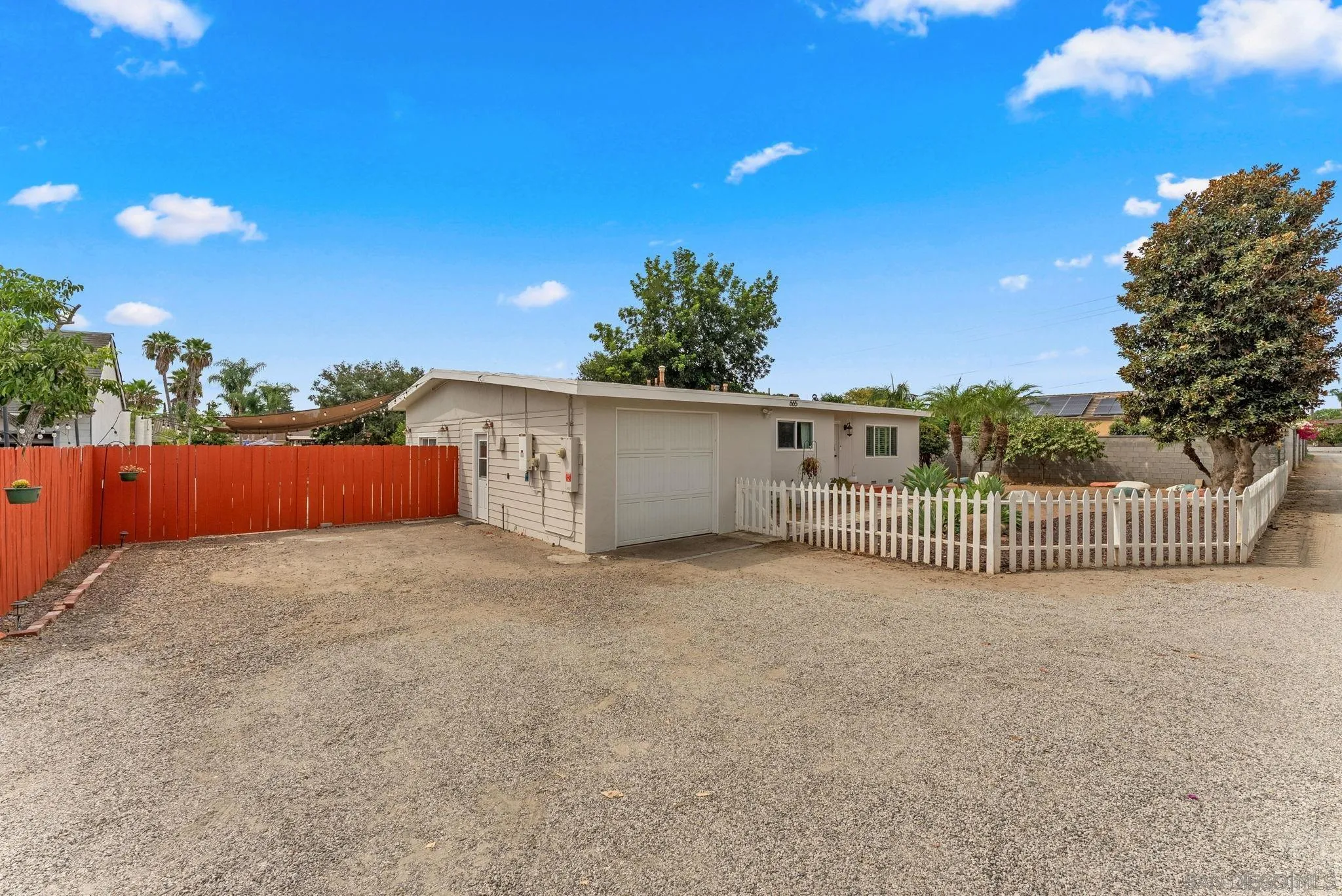 665 Foy Ln, Escondido, CA 92025 - Main photo, Escondido, CA