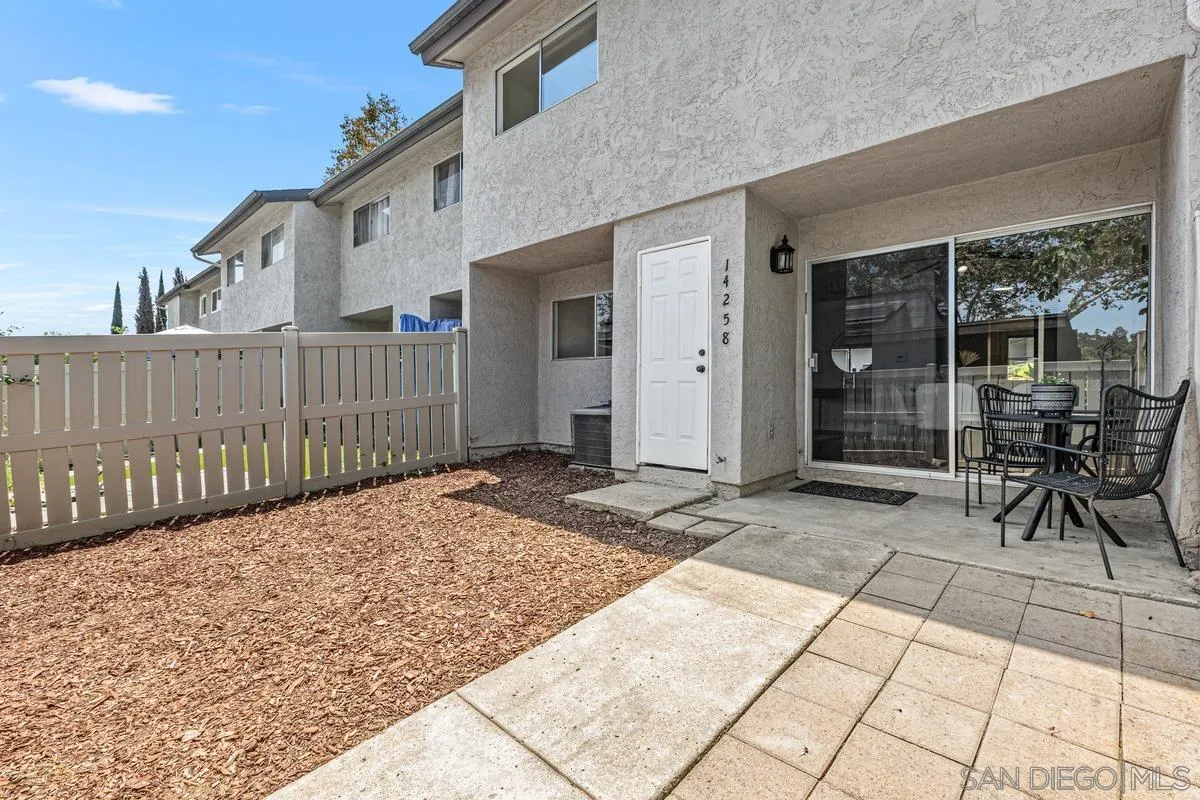 Photo #30: 260019943 Listing: Photo #30