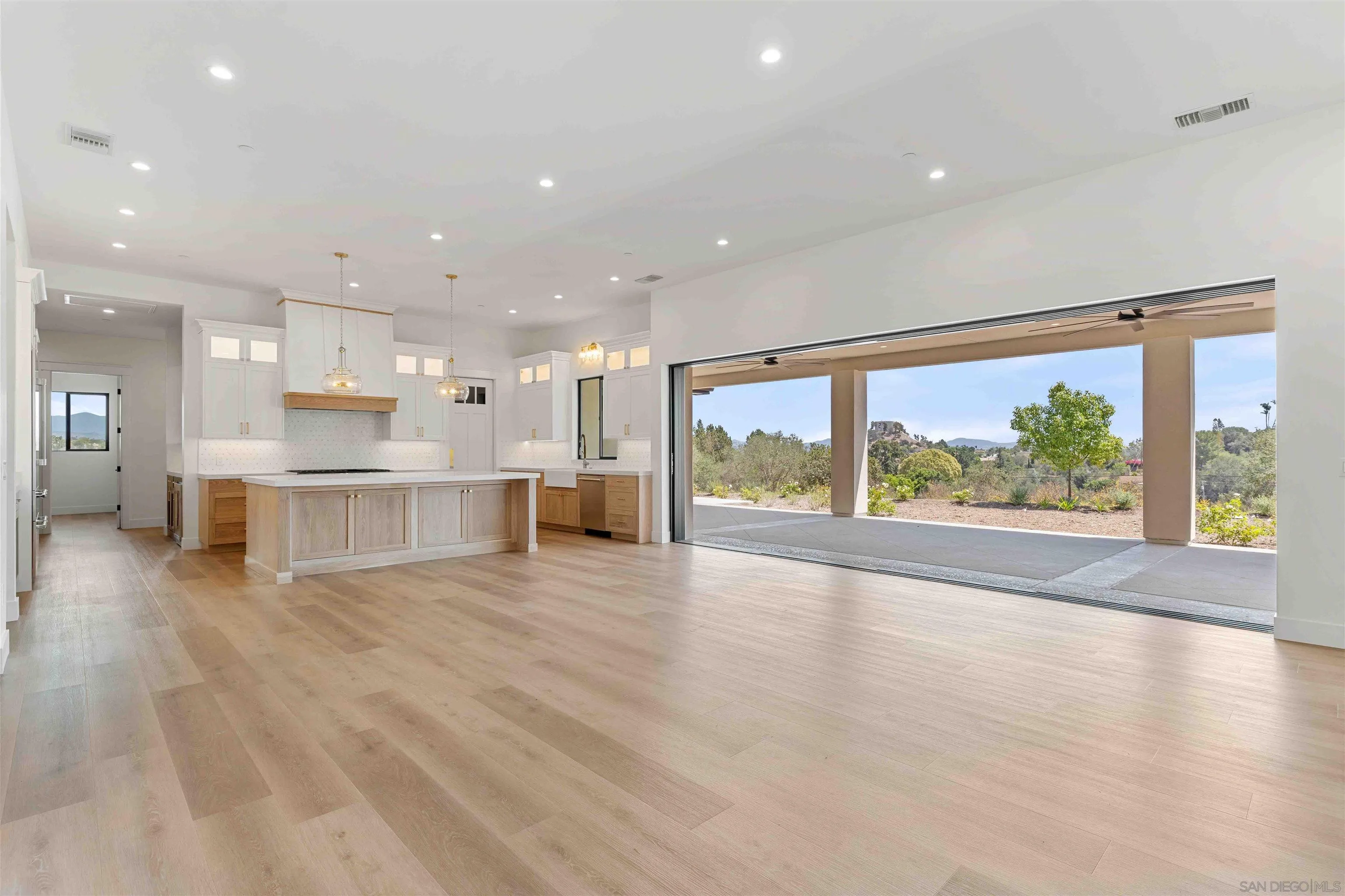 575 Twin Country Lane, Fallbrook, CA 92028 - Photo 4 of 47, Fallbrook, CA
