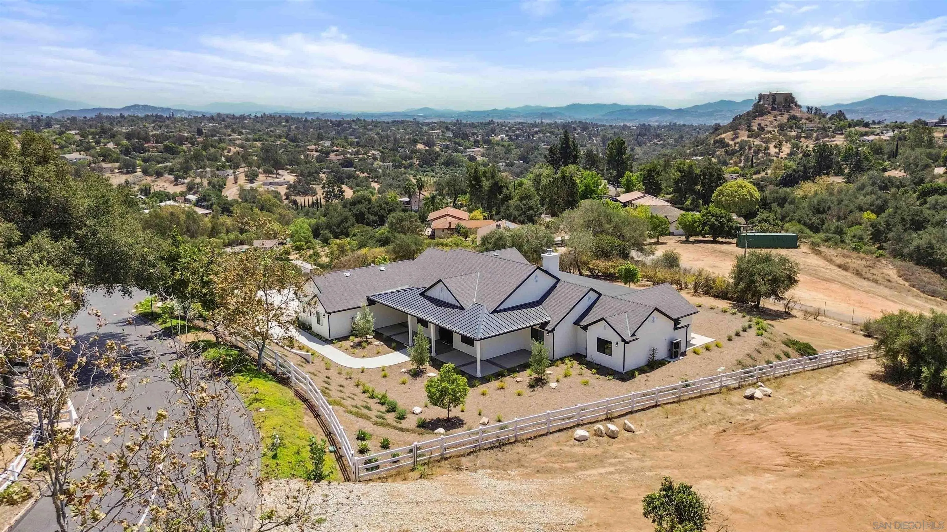 https://cdn.realtyfeed.com/cdn/127/260019945/5645e7750809dcba98911301e6cc9679.webp