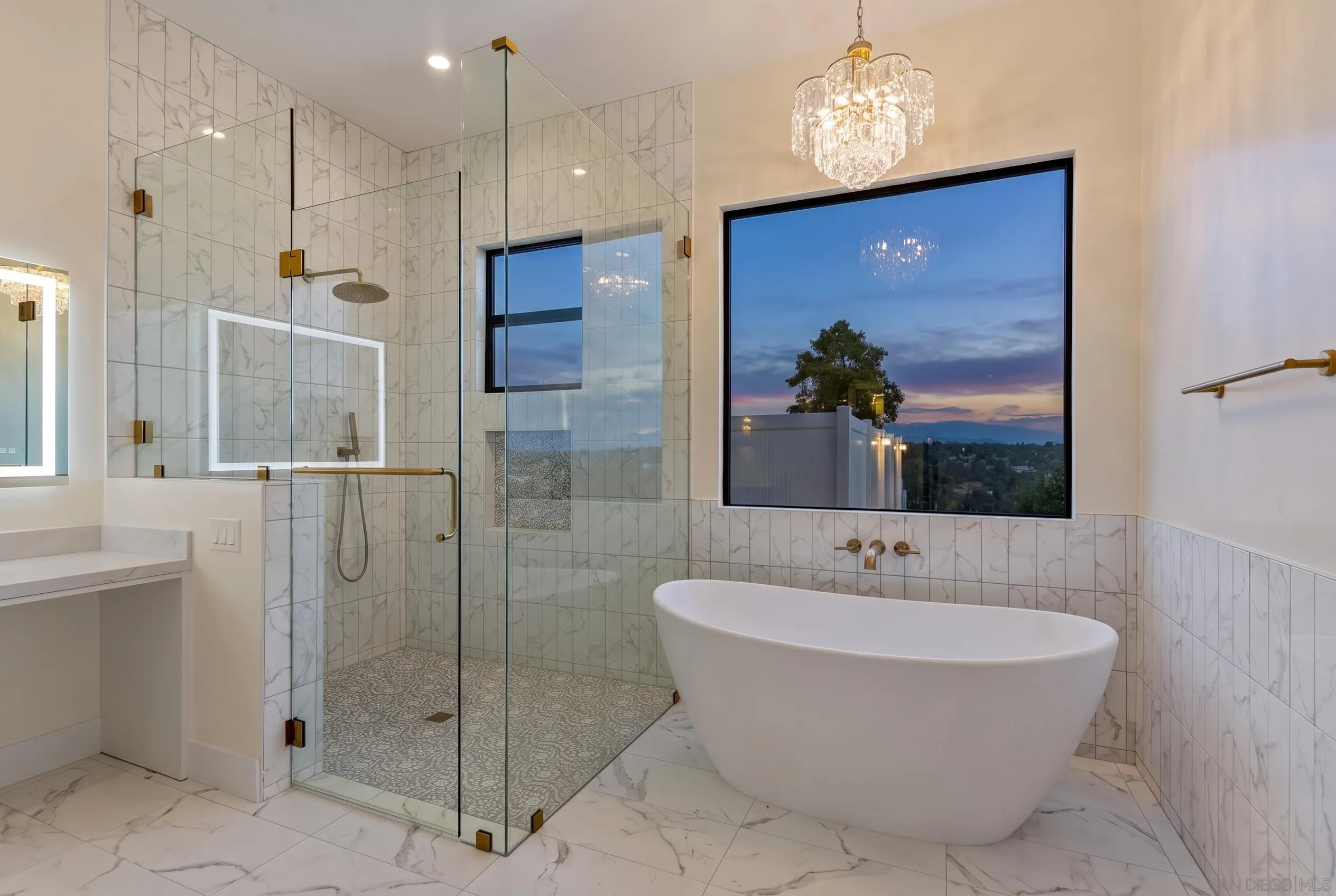 https://cdn.realtyfeed.com/cdn/127/260019945/ae8898088b1ac10e63a936ee622eb4f5.webp