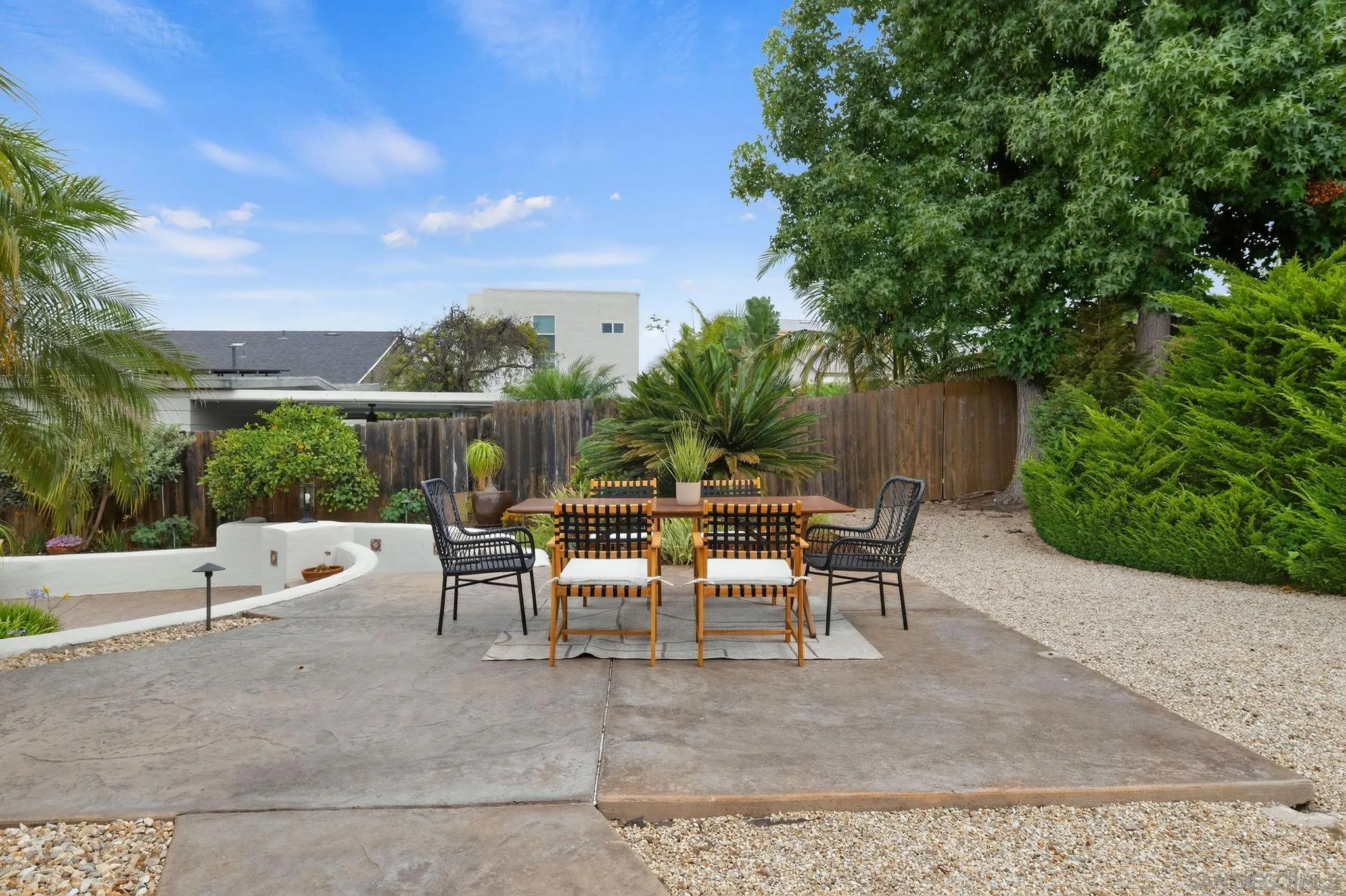 https://cdn.realtyfeed.com/cdn/127/260019946/14b392a07071c3feaf52ed7849c2d123.webp