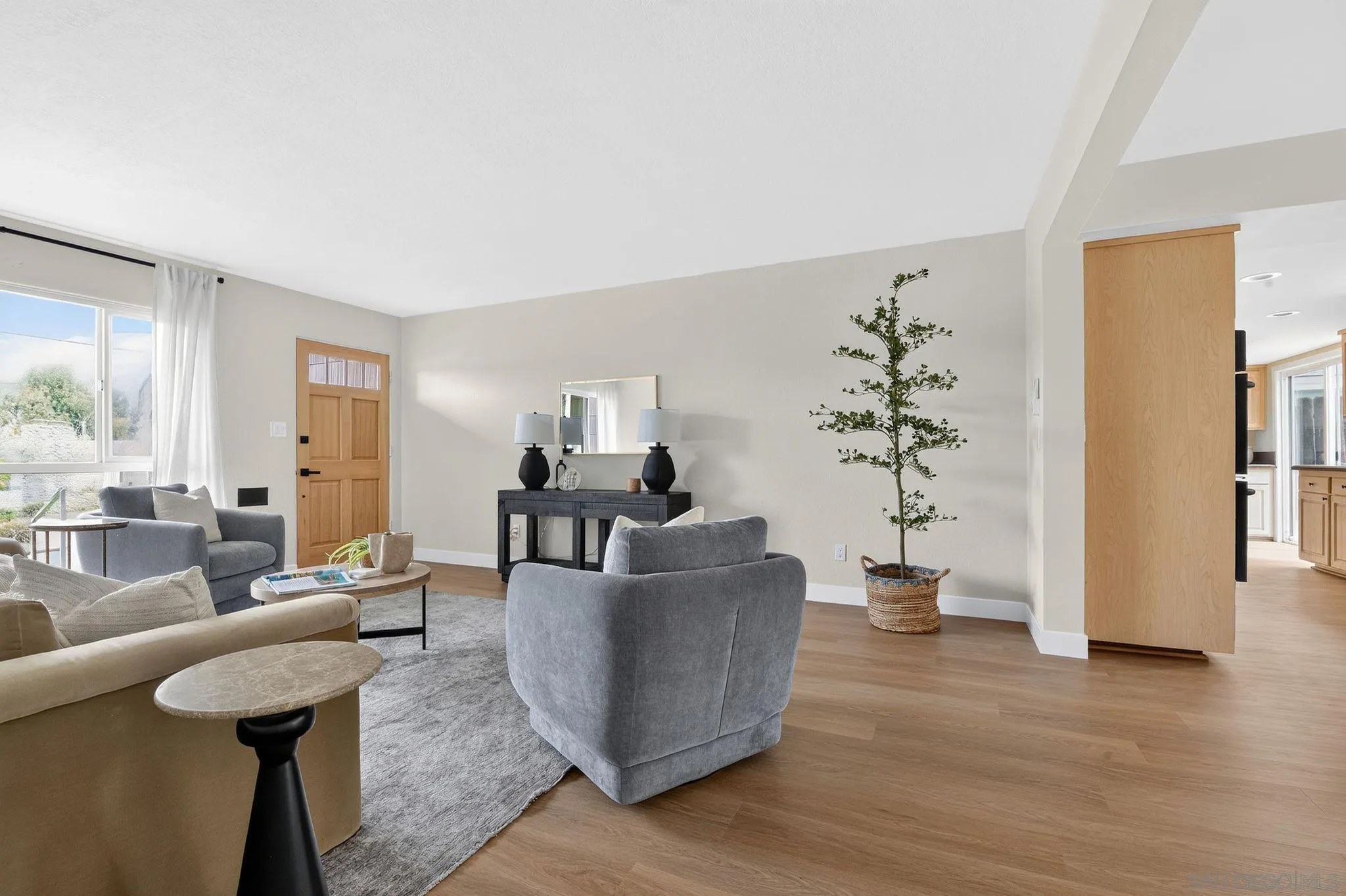 https://cdn.realtyfeed.com/cdn/127/260019946/c7cf8f4f88e3b15135a894349cc58827.webp
