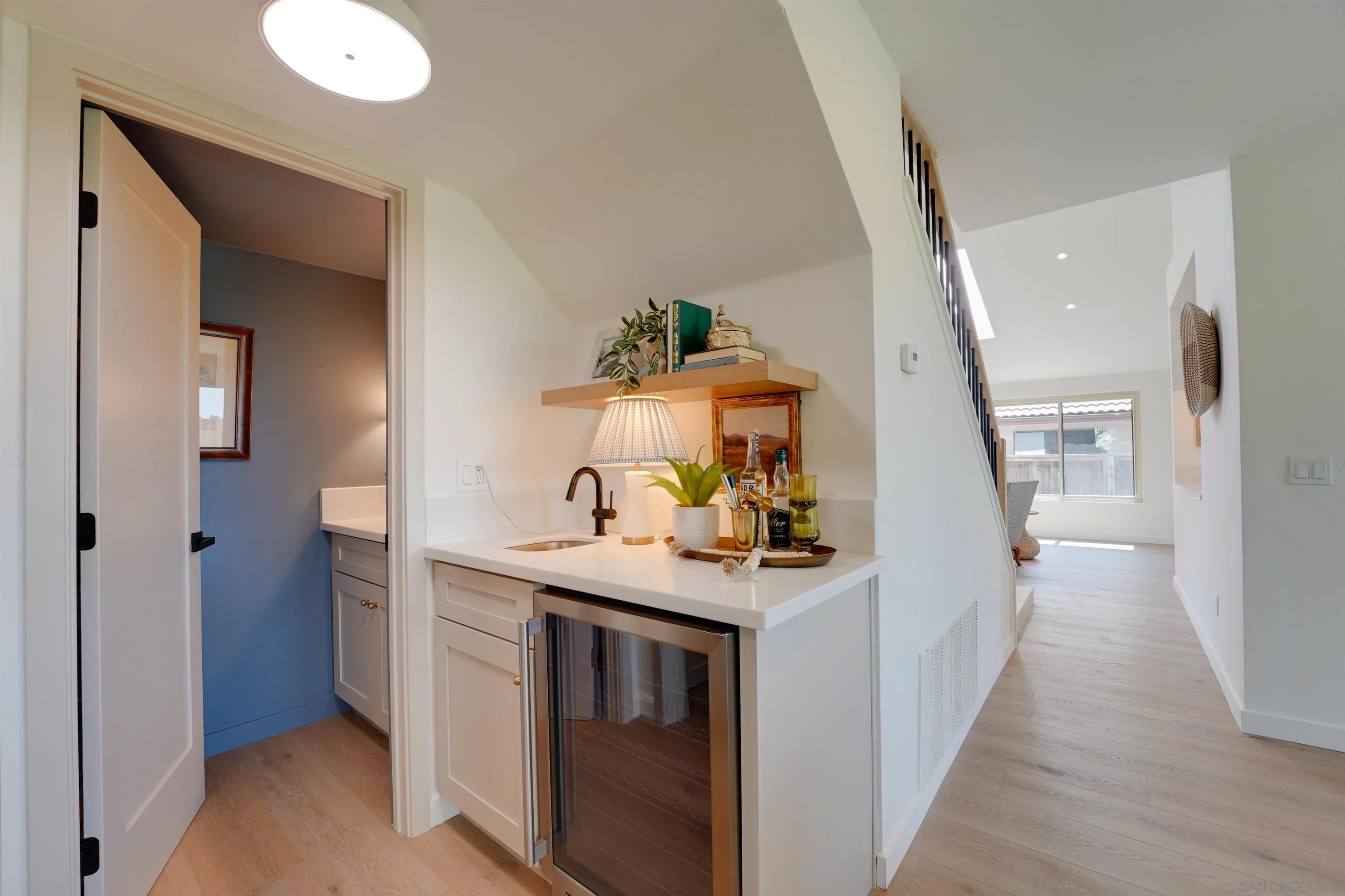 https://cdn.realtyfeed.com/cdn/127/260019949/1364c53c4abb772d3761c0d898c9a2e4.webp