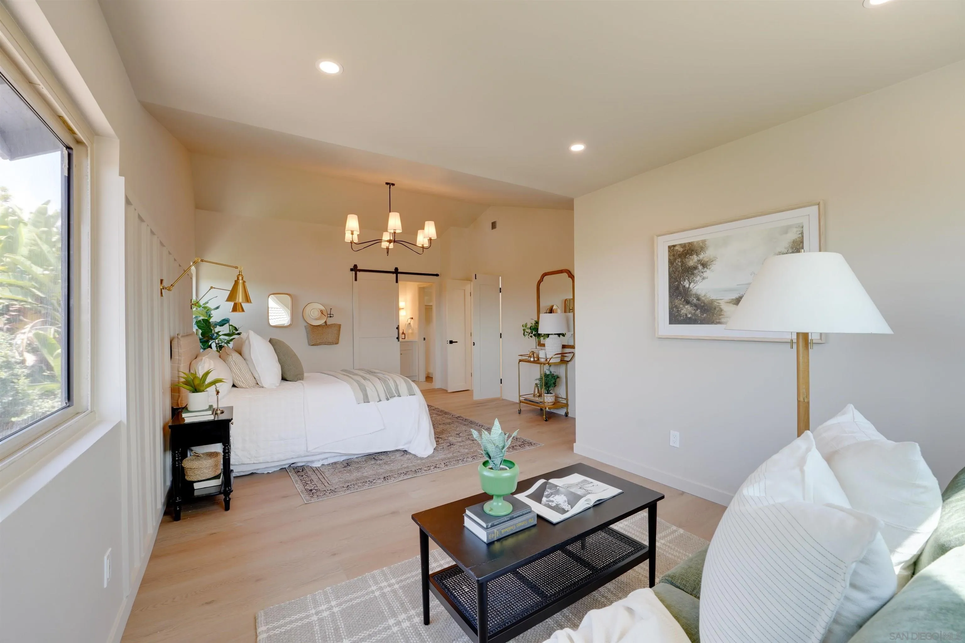 https://cdn.realtyfeed.com/cdn/127/260019949/79c7cb626345c2463c72ef9d7b170eb6.webp