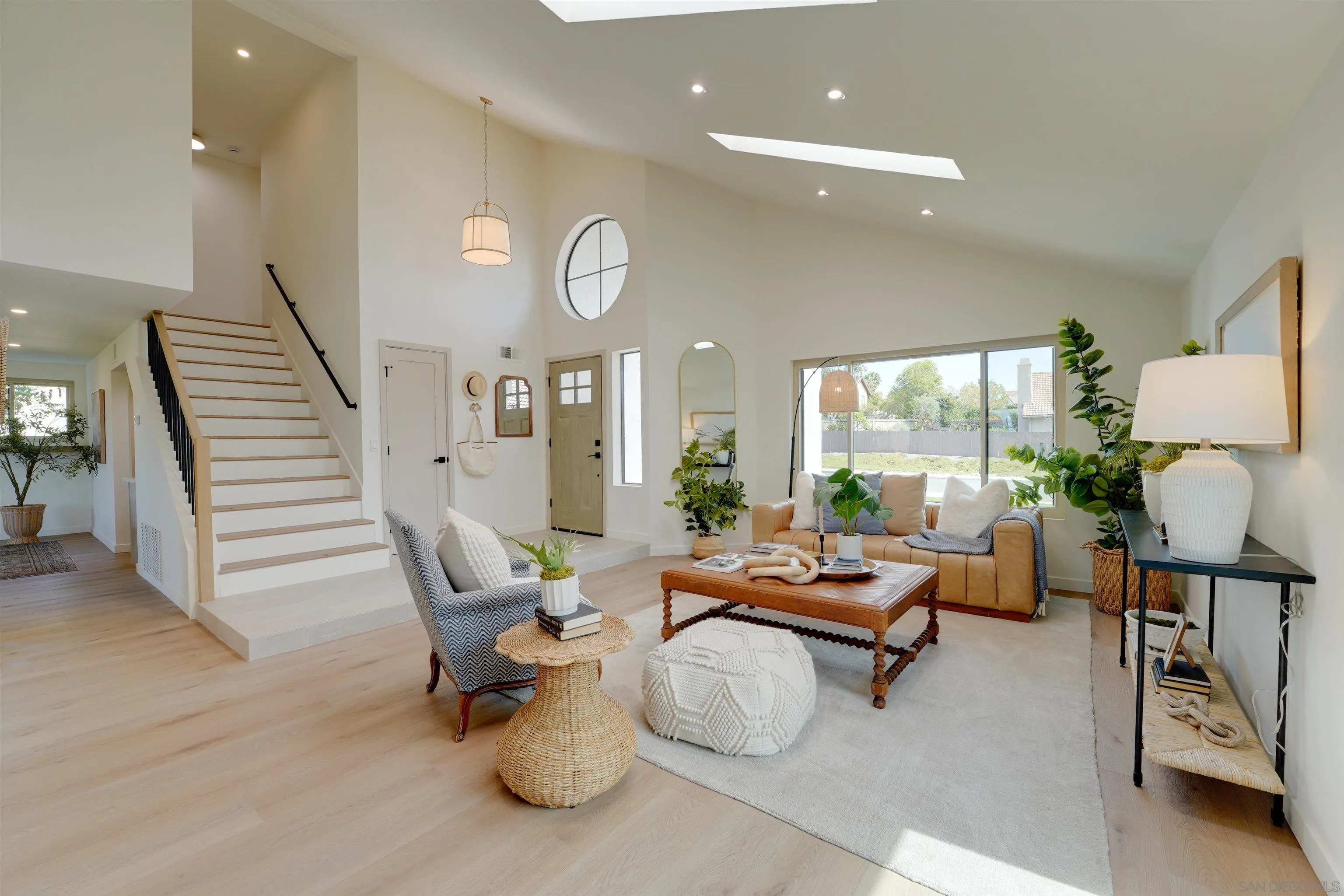https://cdn.realtyfeed.com/cdn/127/260019949/eb9b16c67315d1e408adc1f4ec7aa9e5.webp