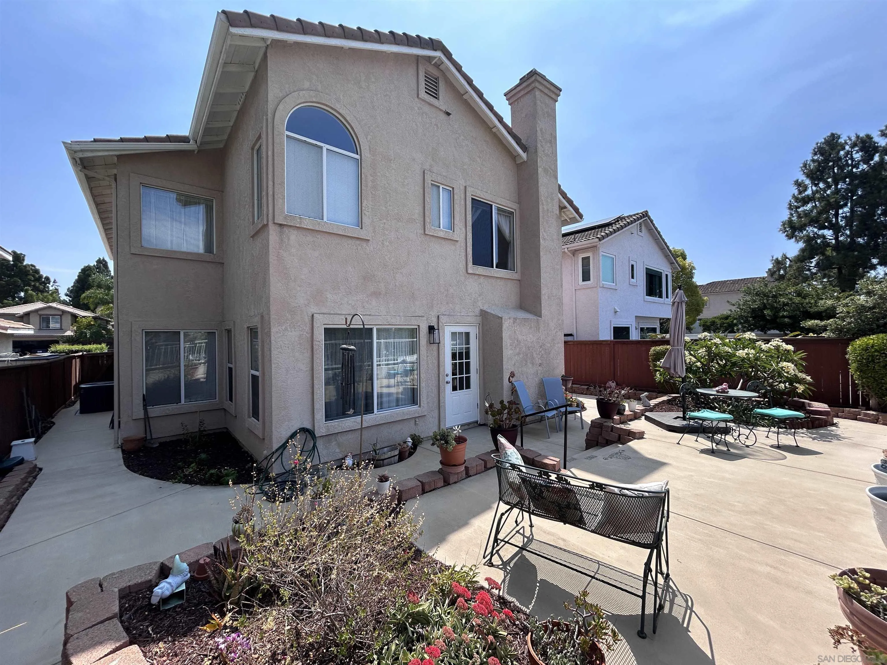 https://cdn.realtyfeed.com/cdn/127/260019950/c7b23c924d0e40a4b5c1d7e31043a7d4.webp
