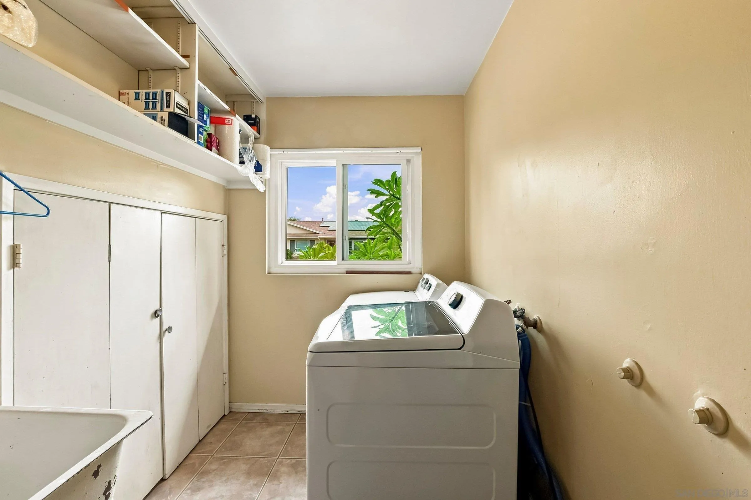 https://cdn.realtyfeed.com/cdn/127/260019953/240b0034867a3143d72b4edf13f6bfee.webp