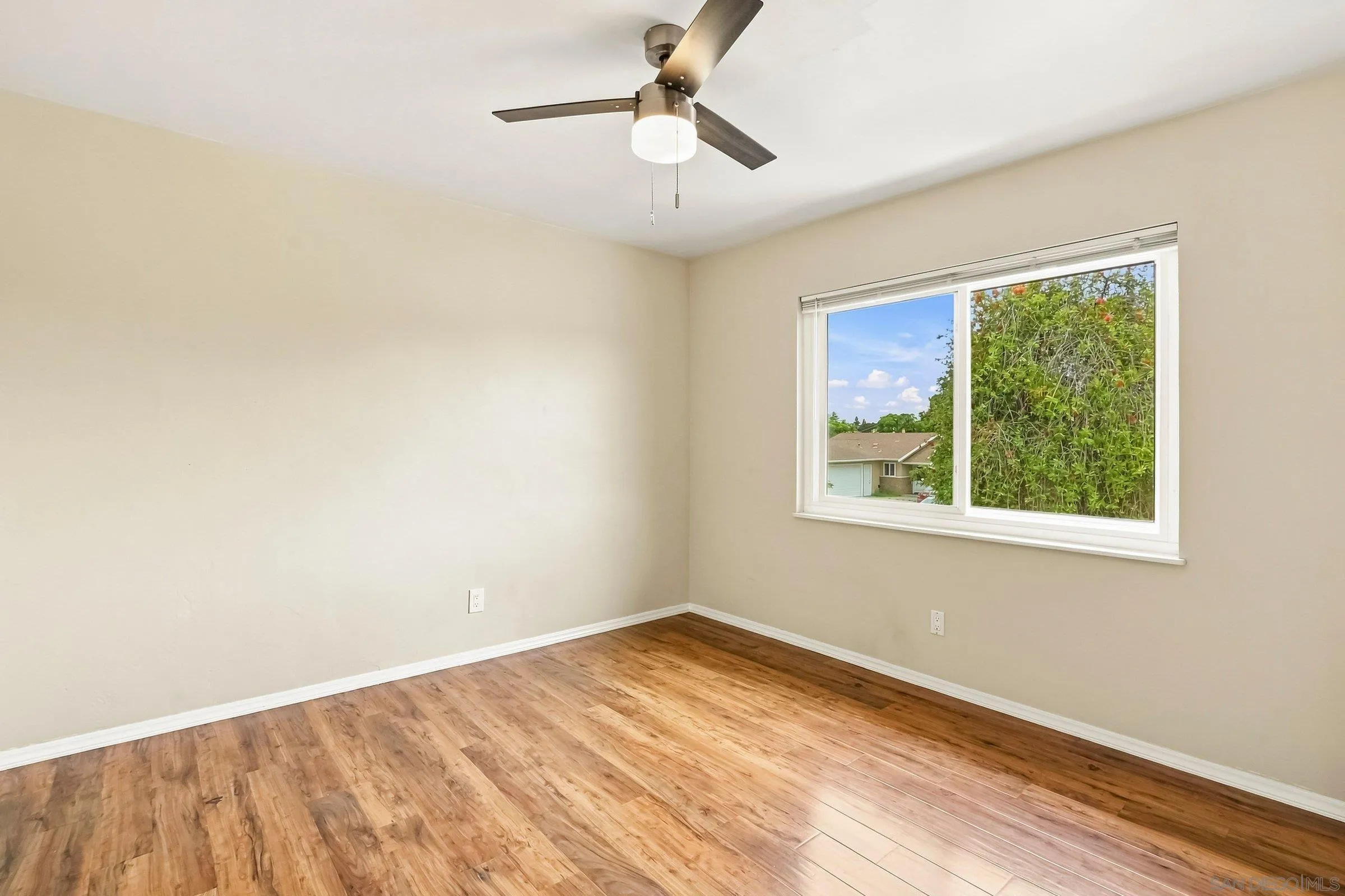 https://cdn.realtyfeed.com/cdn/127/260019953/7ddddc6fa5faba86609afbd1c68fb0ad.webp