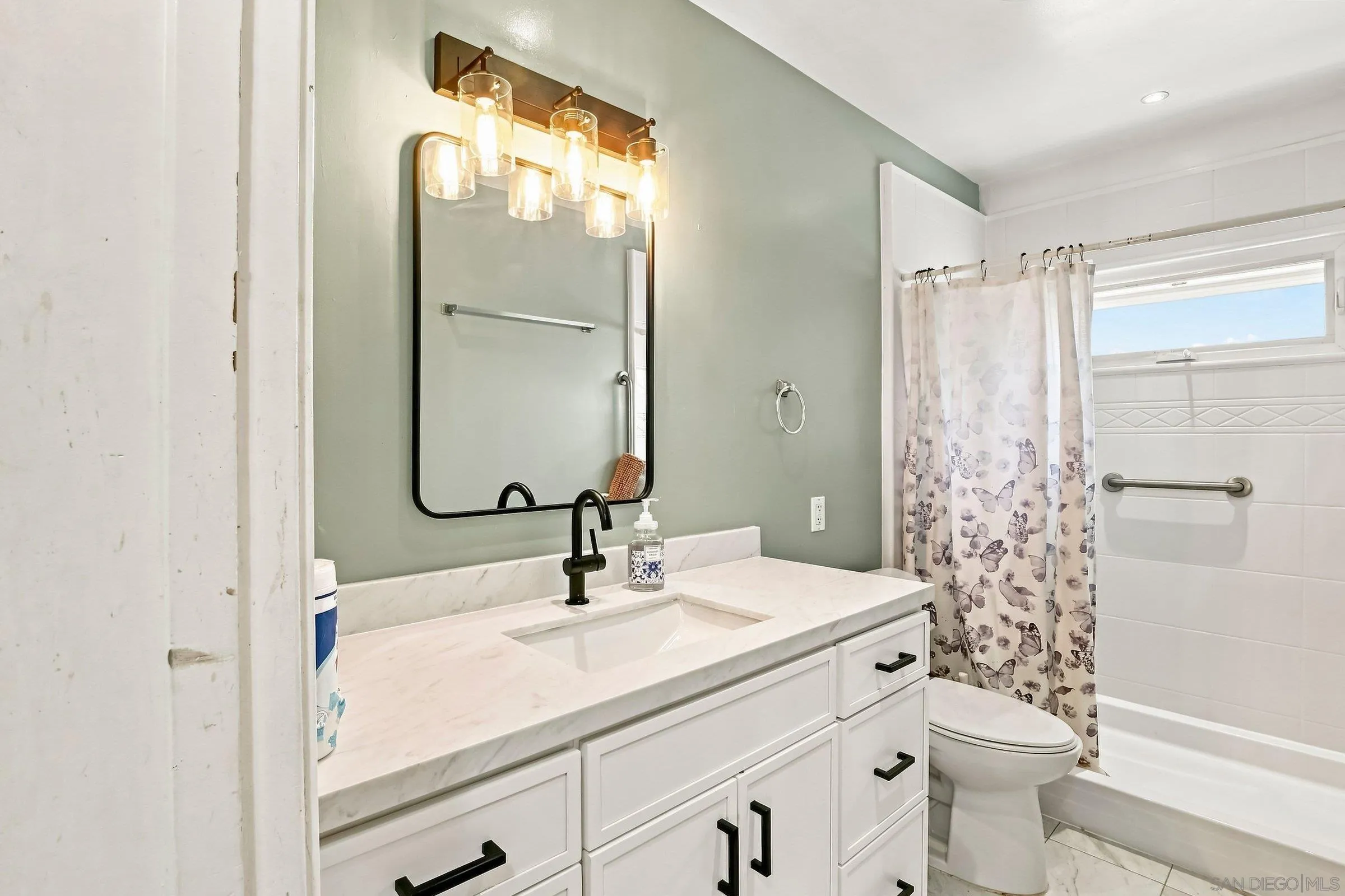 https://cdn.realtyfeed.com/cdn/127/260019953/9e64a91f1a69f2f3addb84d5170851aa.webp