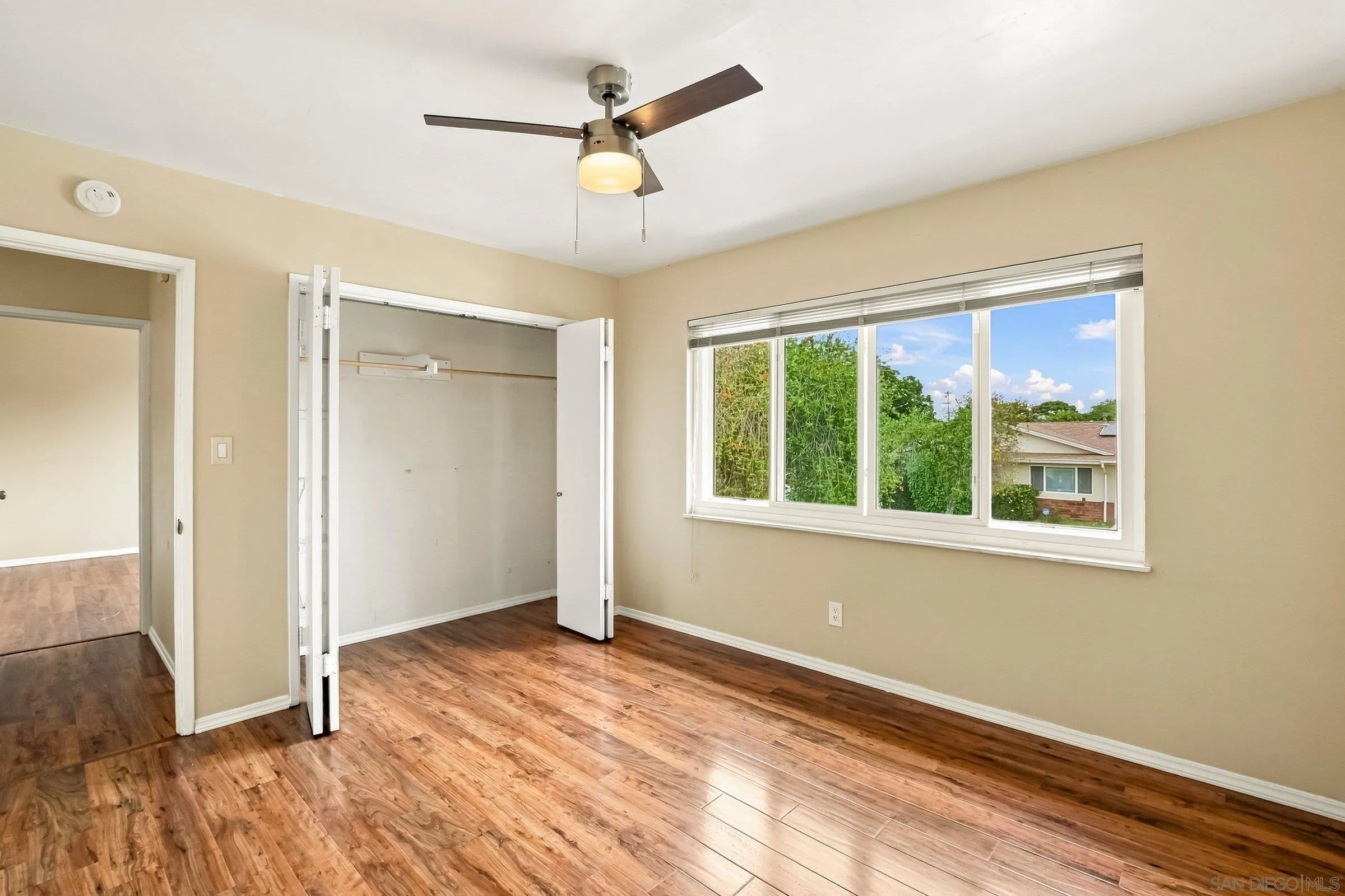 https://cdn.realtyfeed.com/cdn/127/260019953/b2dda73d26aab503d4e6f904def59e4e.webp