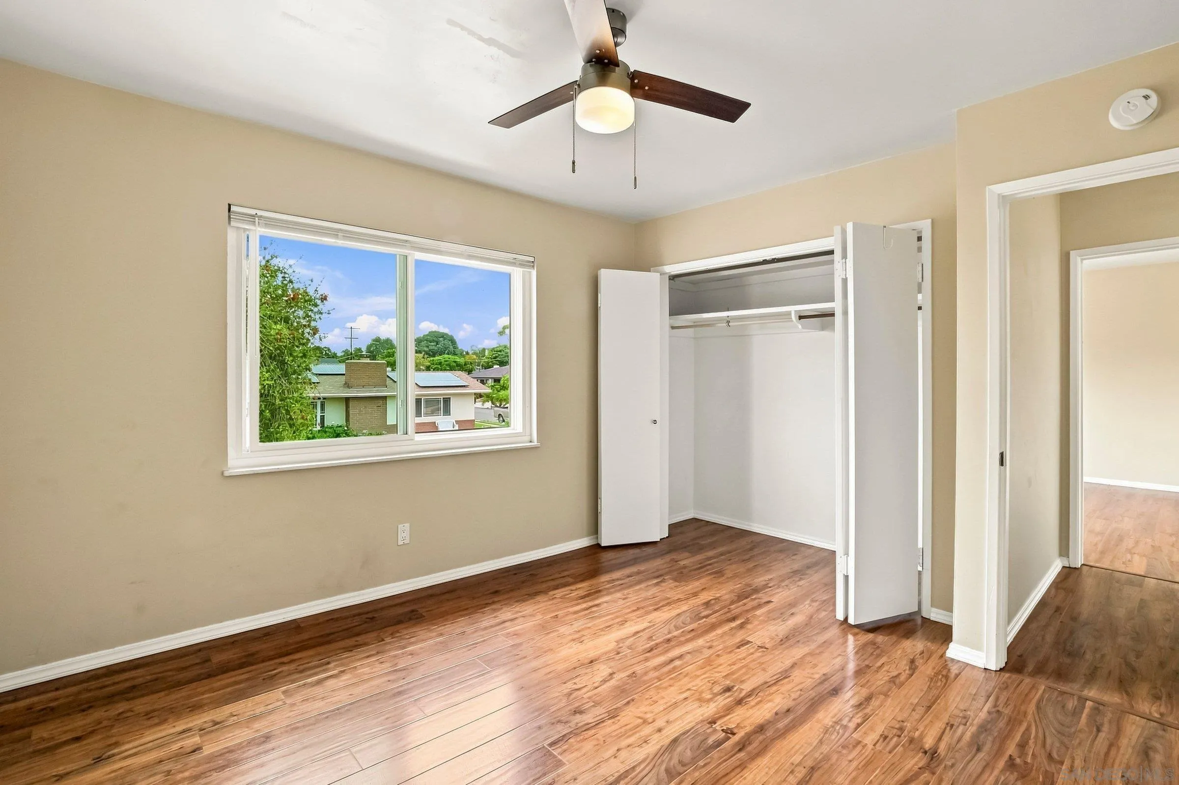 https://cdn.realtyfeed.com/cdn/127/260019953/c44e38f7db439e88ca14d67c9d0811c8.webp