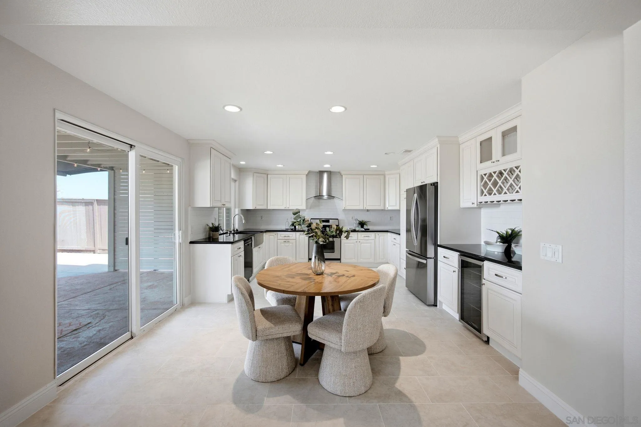 https://cdn.realtyfeed.com/cdn/127/260019955/752499e98f3a96d949f10fd1529bc087.webp