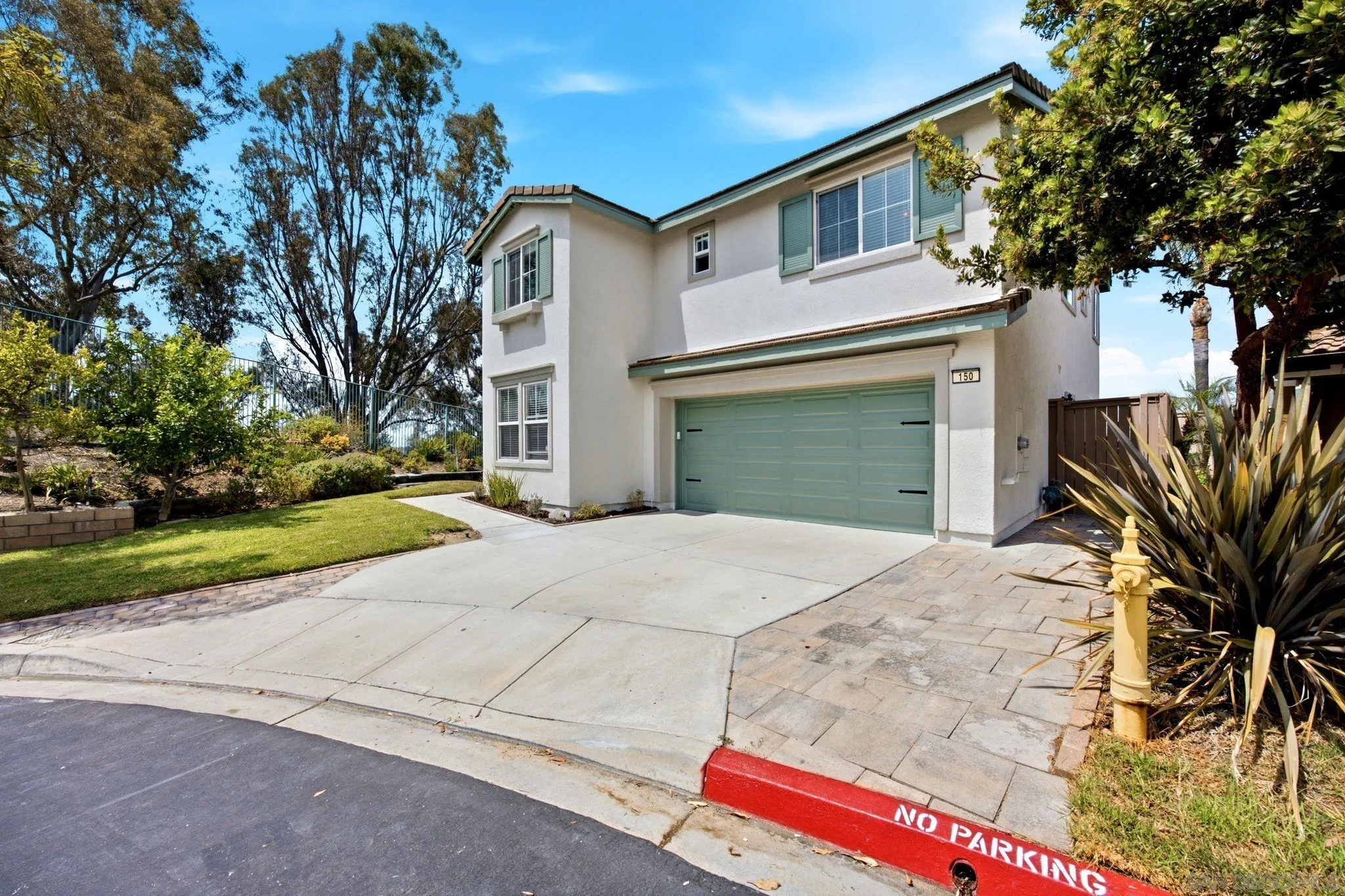 https://cdn.realtyfeed.com/cdn/127/260019955/8275a2f8a324b2438ec2d6d3b87f43a2.webp