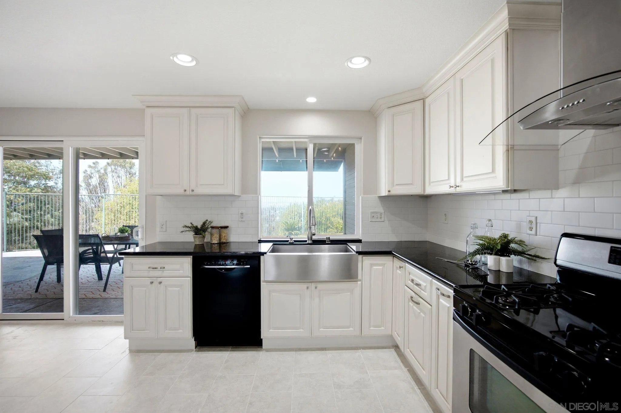 https://cdn.realtyfeed.com/cdn/127/260019955/9b66924fa7d1d4e42b0ccd702d85d772.webp