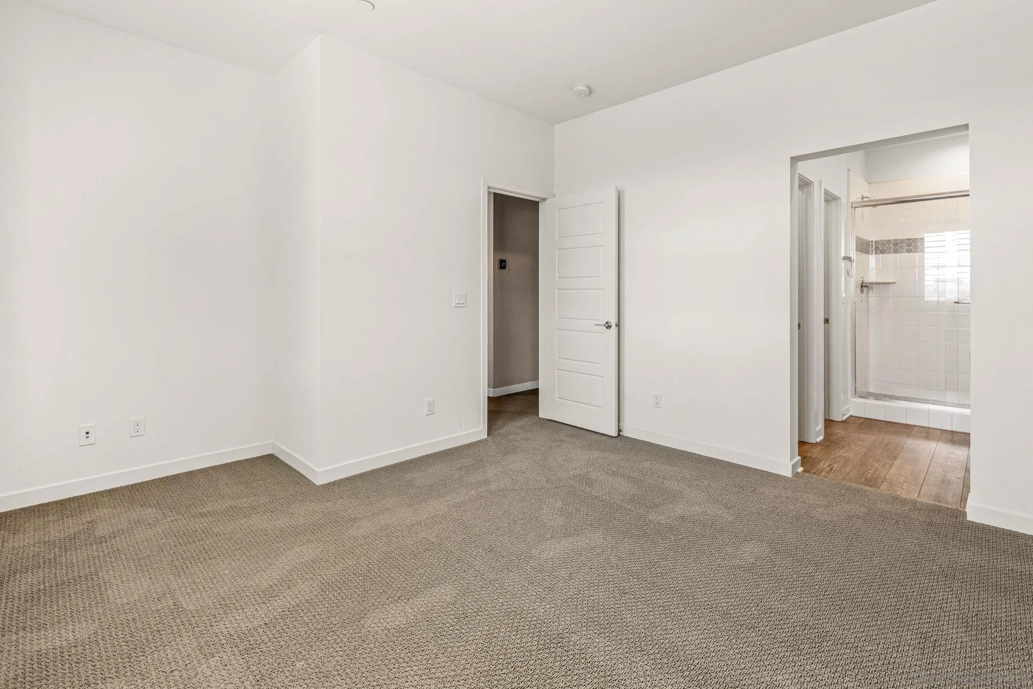 Photo #19: 260019958 Listing: Photo #19