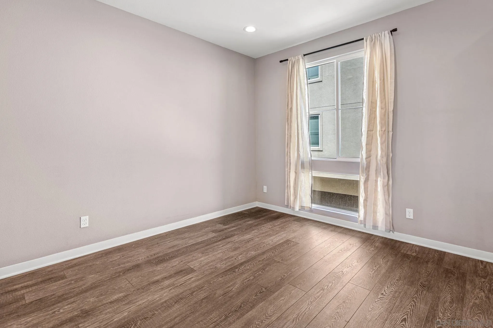 Photo #9: 260019958 Listing: Photo #9