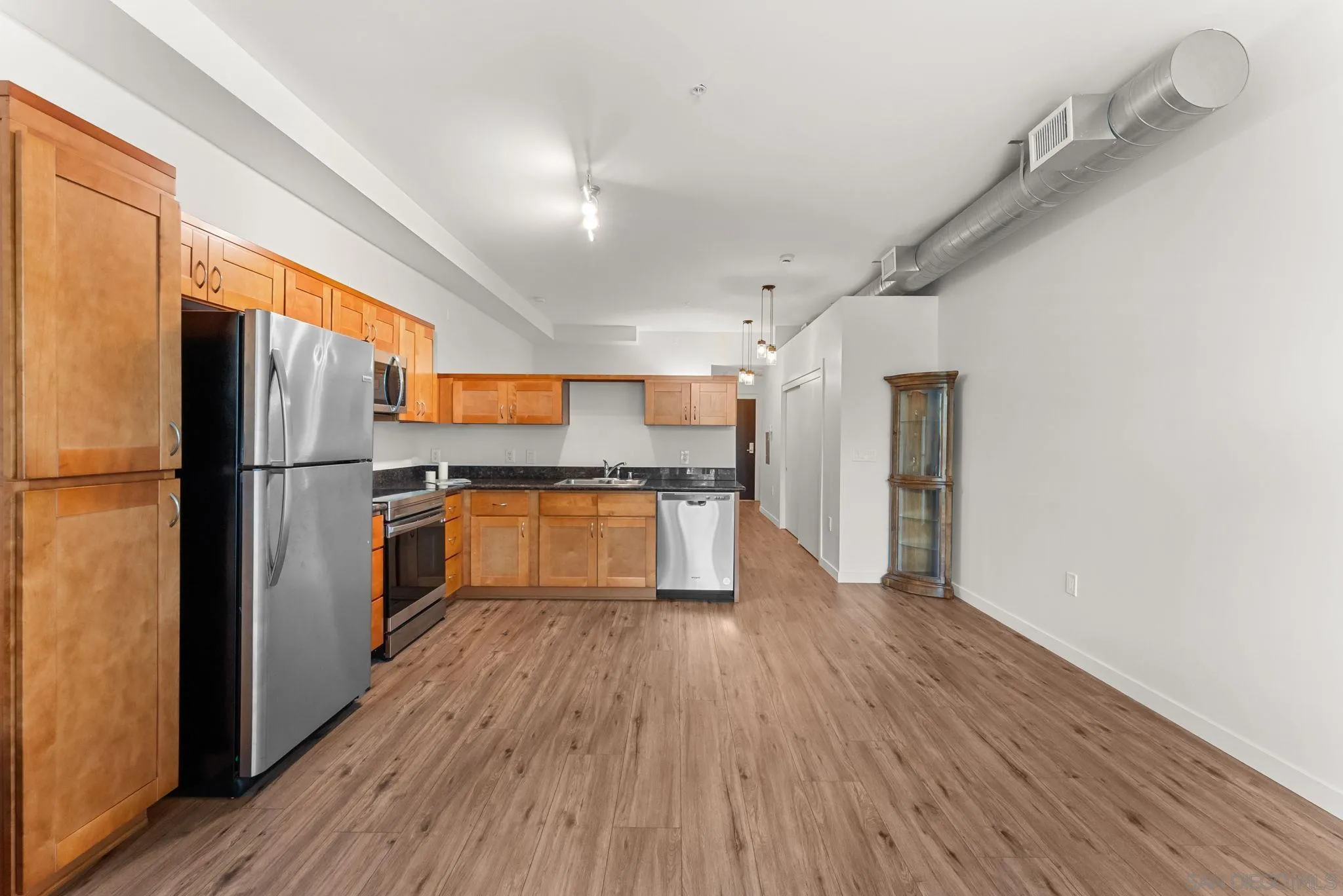 Photo #13: 260019959 Listing: Photo #13