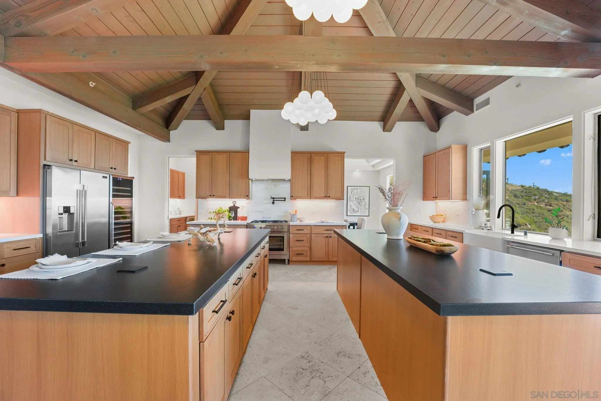 https://cdn.realtyfeed.com/cdn/127/260019966/25ddbc709fa5e2fd8f6ad36c58f9ab46.webp