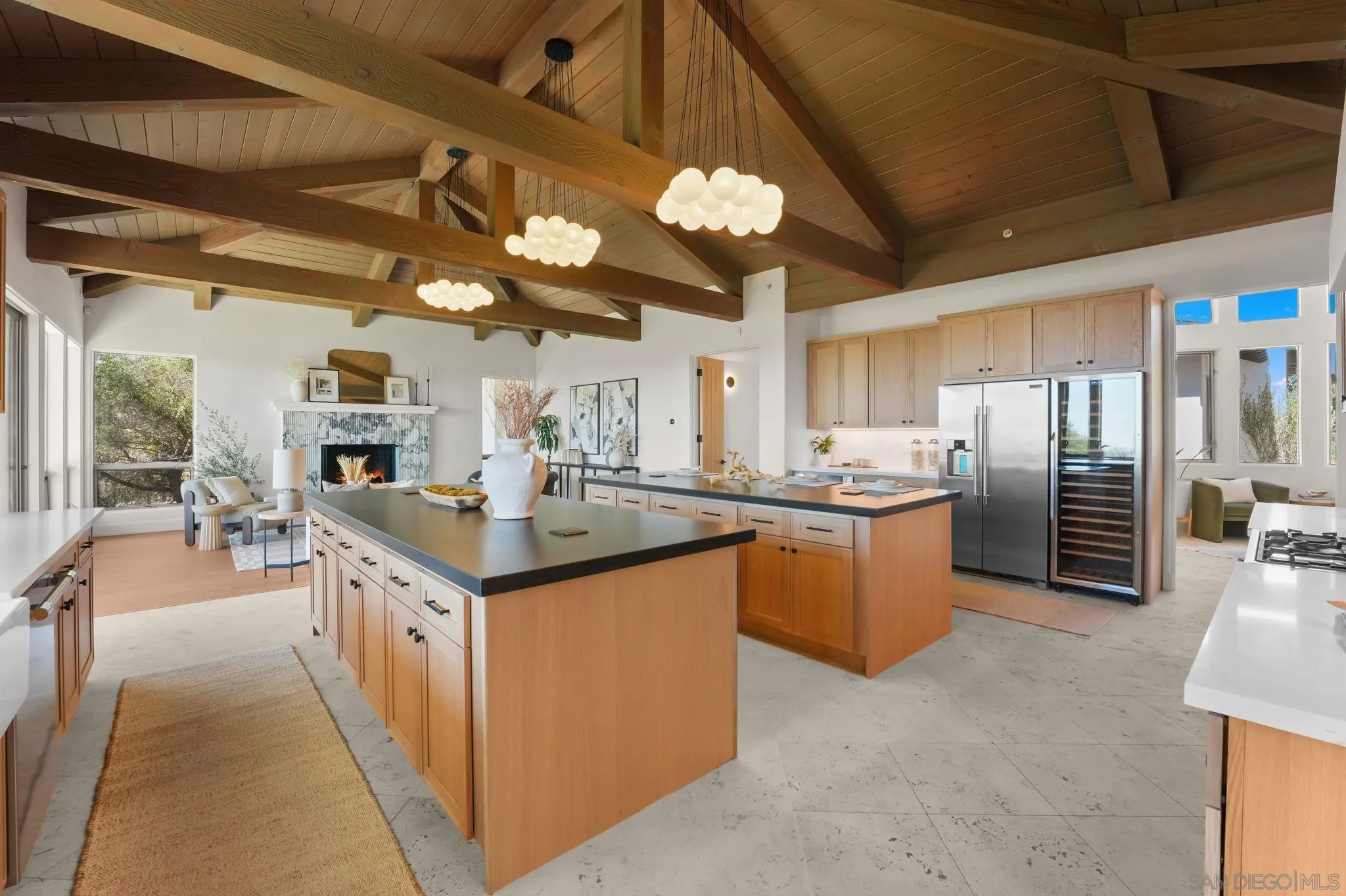 https://cdn.realtyfeed.com/cdn/127/260019966/427ee9f0547ca3b6c8faea73ecdd33b0.webp