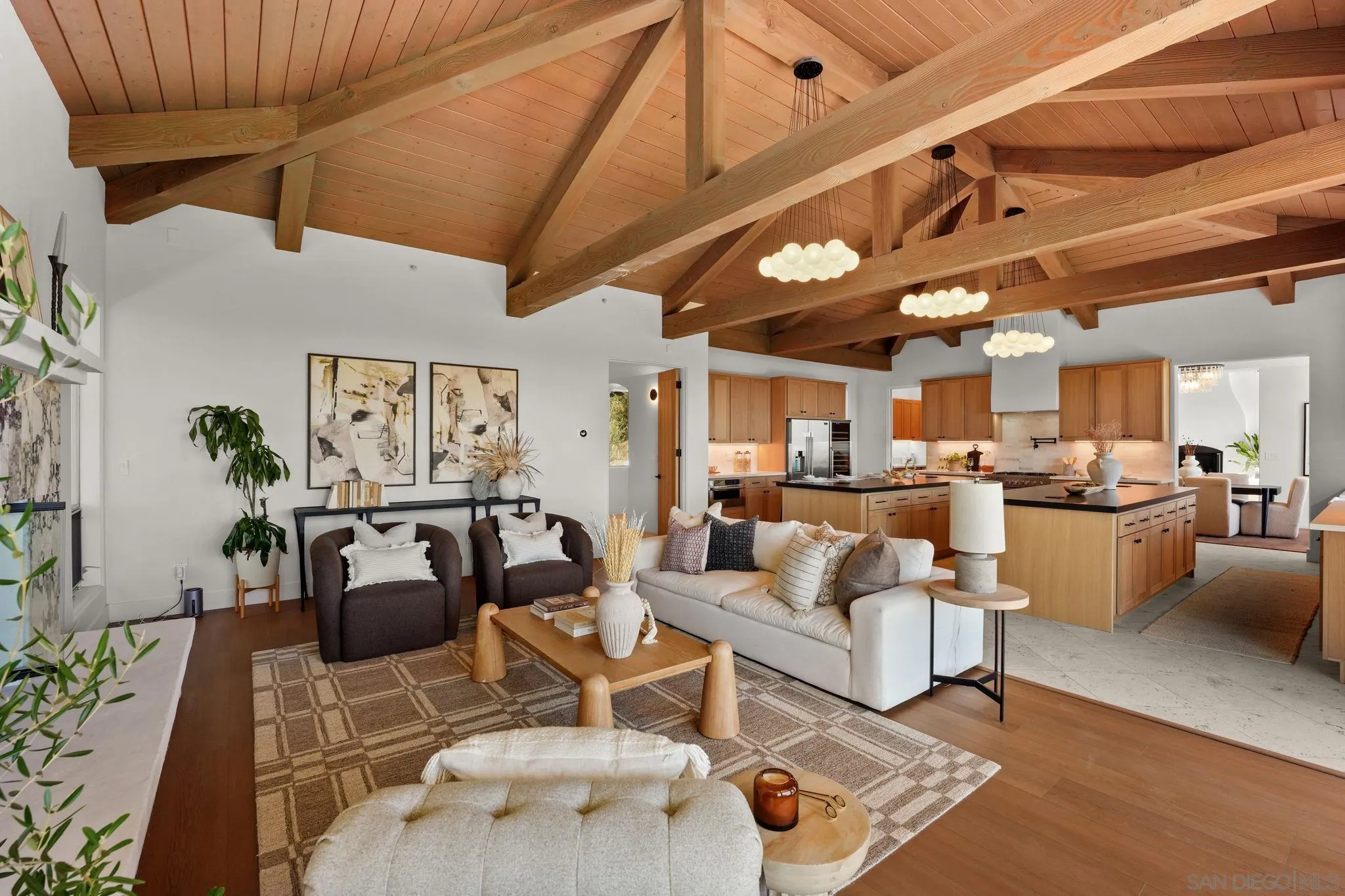 https://cdn.realtyfeed.com/cdn/127/260019966/f9fdeba415ac1d6aee4a86c09f4d2293.webp