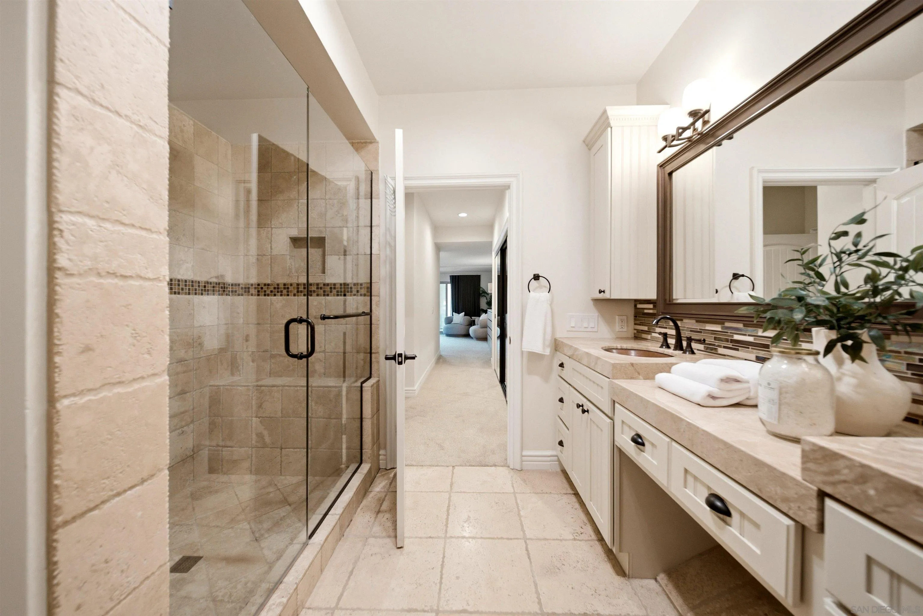 https://cdn.realtyfeed.com/cdn/127/260019967/46ad327a490d6d1ff271eee1ddc2443c.webp