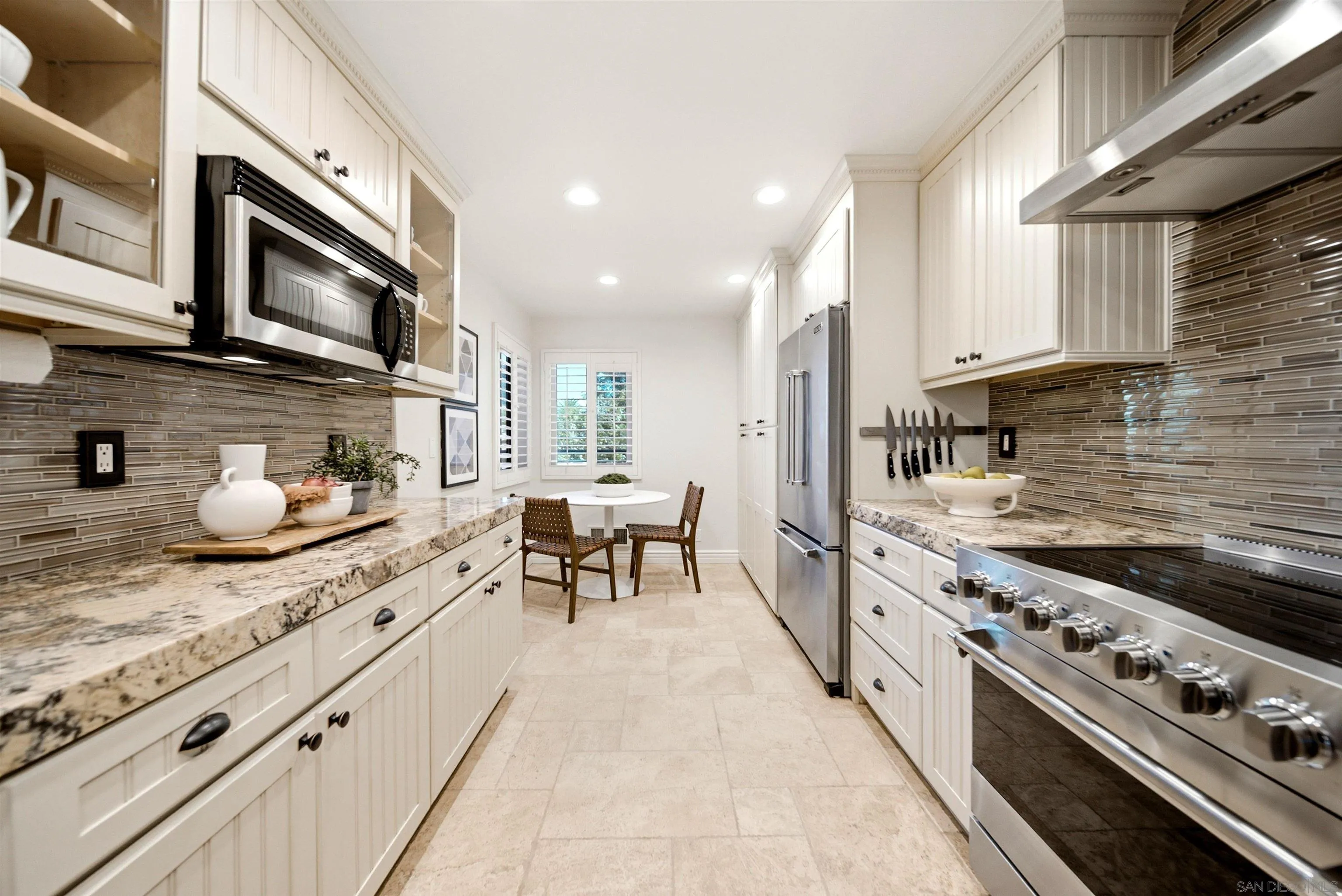 https://cdn.realtyfeed.com/cdn/127/260019967/63a3d4a6aba5ce001d8e6c1f49a4145e.webp