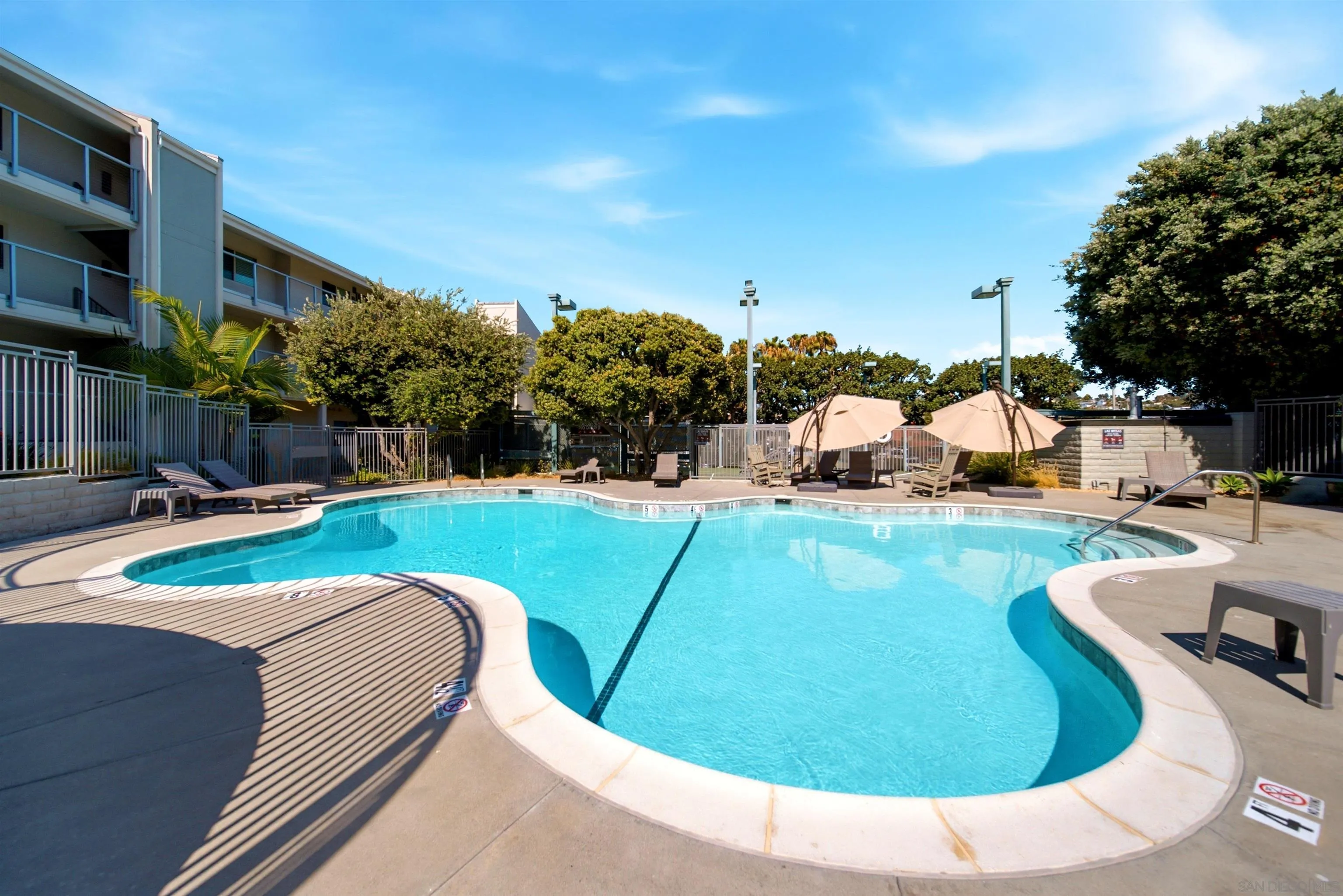 https://cdn.realtyfeed.com/cdn/127/260019967/bda335107fb2f55d6449ba2ae03db689.webp