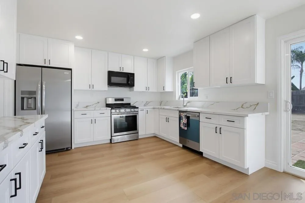 https://cdn.realtyfeed.com/cdn/127/260019971/559e9be7f3961a3779c4ced26c40acbd.webp