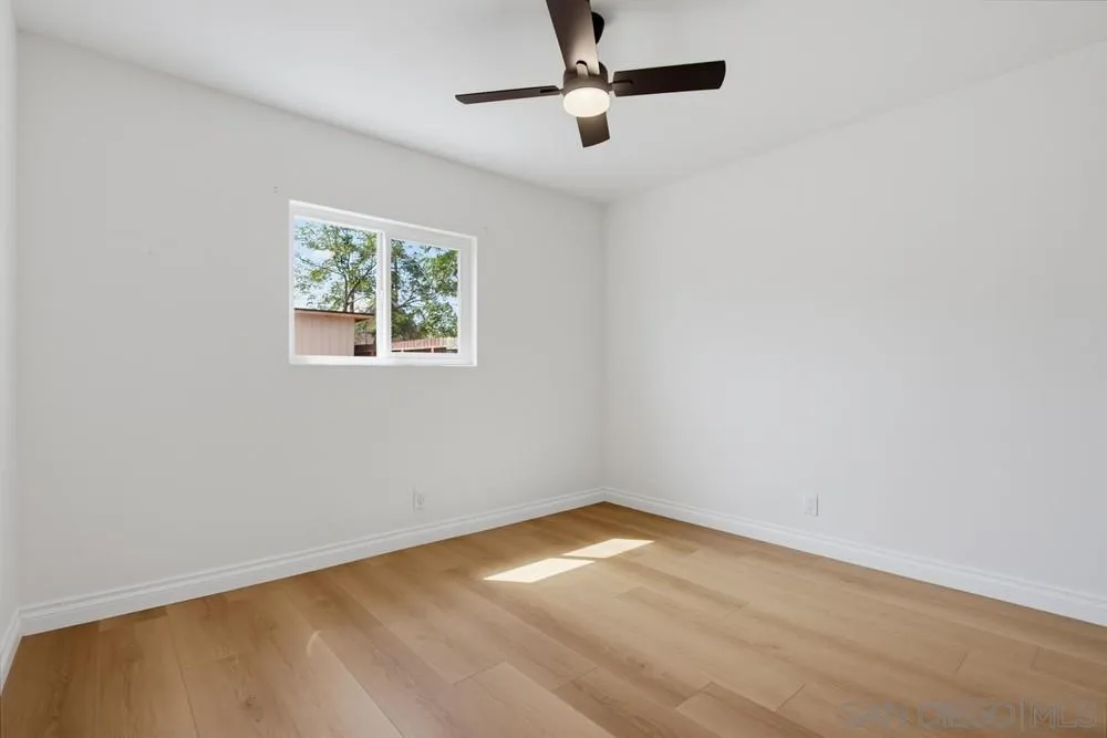 https://cdn.realtyfeed.com/cdn/127/260019971/785dfc44deaf13a7c5b25d63fef61a4a.webp