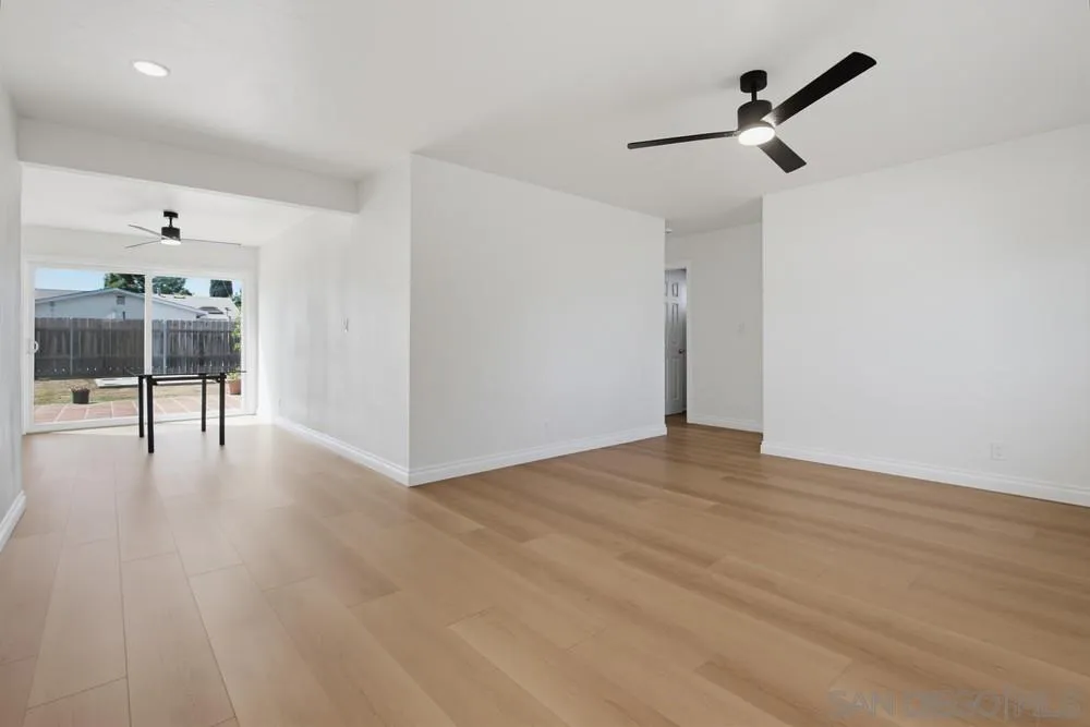 https://cdn.realtyfeed.com/cdn/127/260019971/87e87ae3e802c58a656fc5a9c27747ff.webp