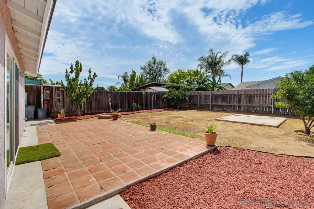 https://cdn.realtyfeed.com/cdn/127/260019971/b08059056ac072e9a49db039828e69c9.webp