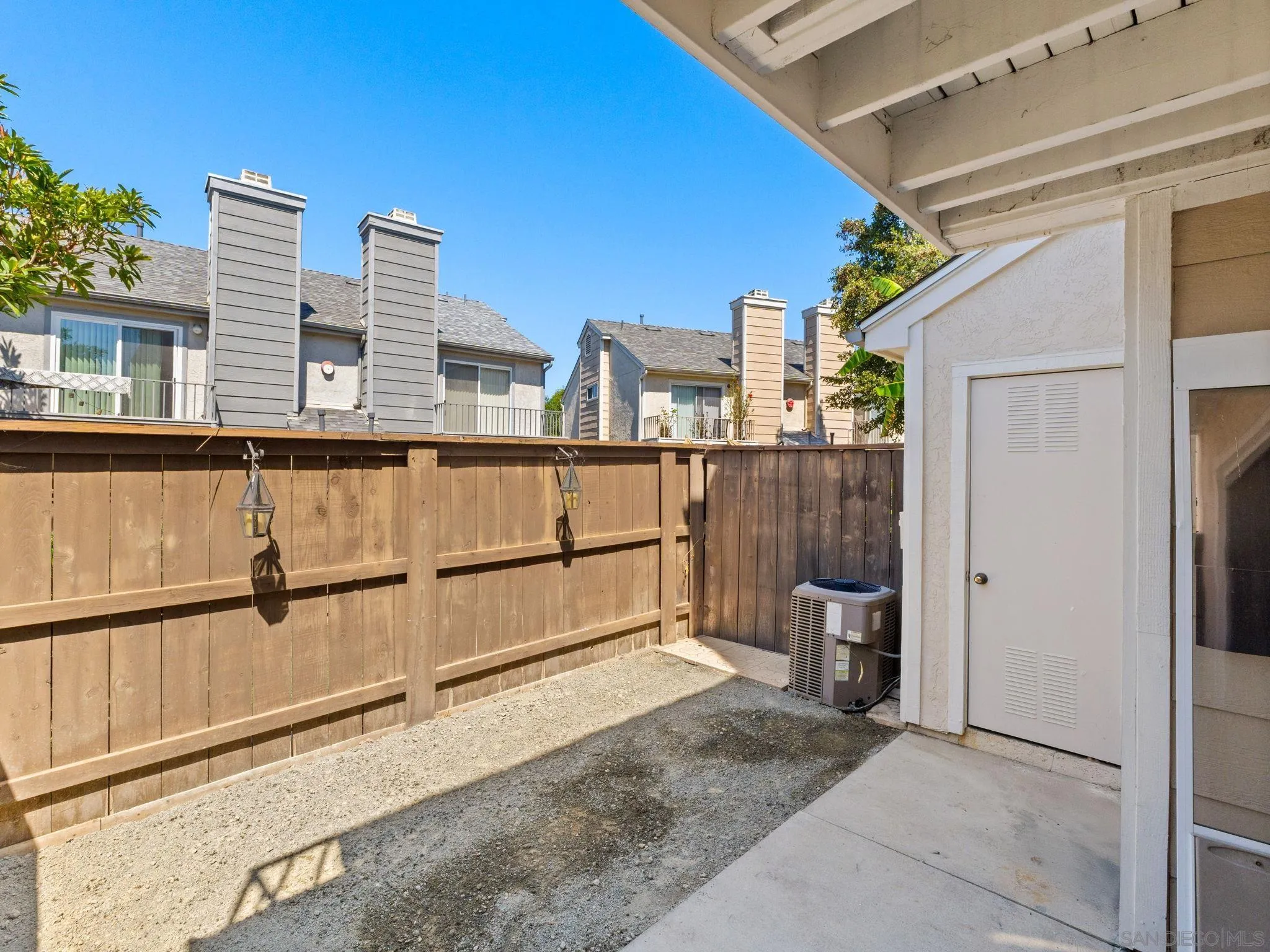https://cdn.realtyfeed.com/cdn/127/260019972/4168633cfb4fbb9a1fb37e0d1d6f280a.webp