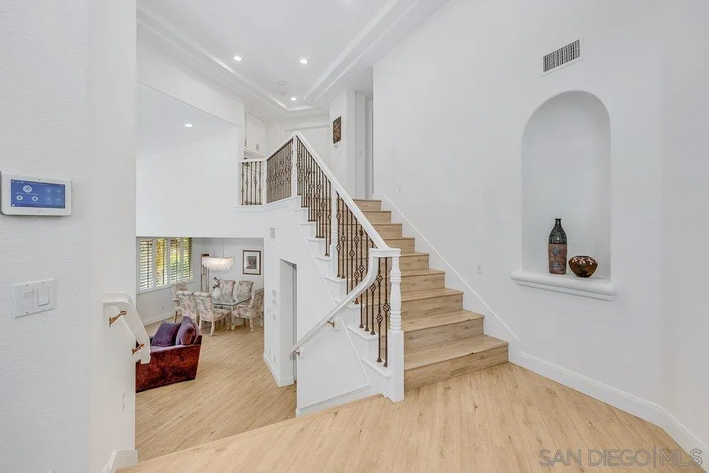 Photo #11: 260019973 Listing: Photo #11