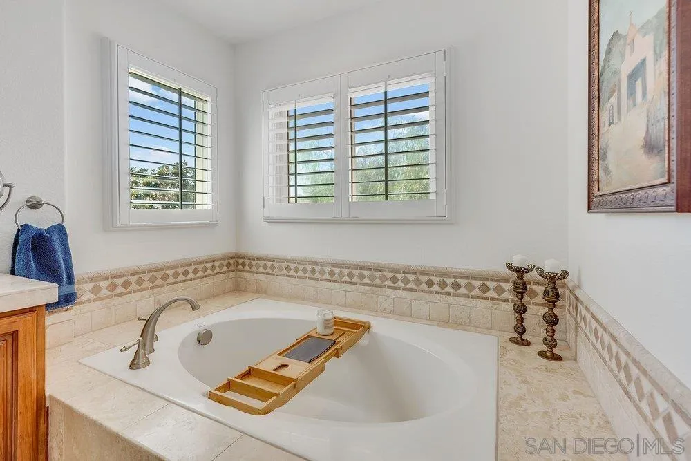 Photo #52: 260019973 Listing: Photo #52