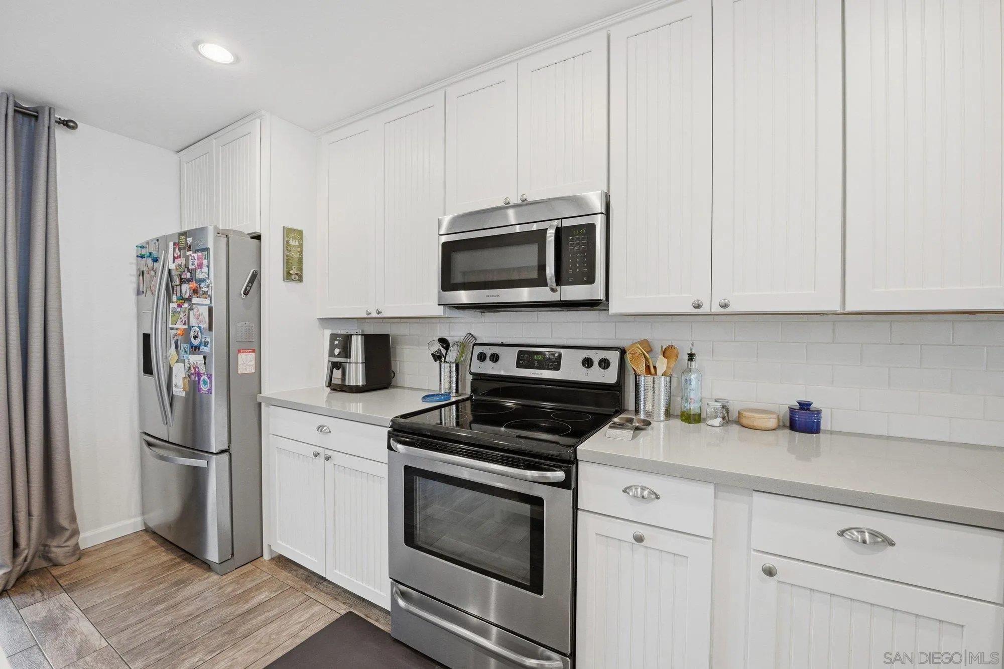 Photo #9: 260019975 Listing: Photo #9