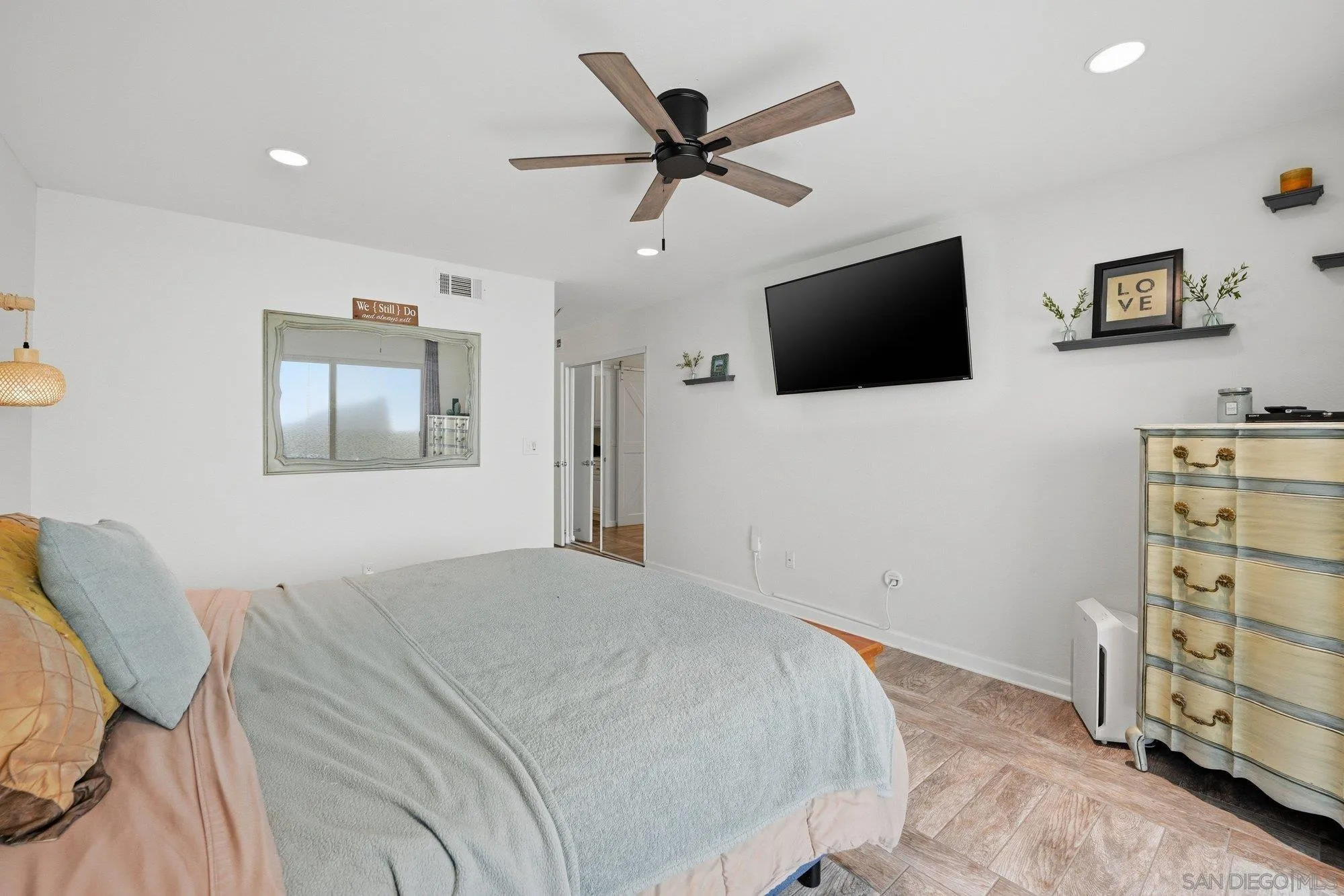 Photo #16: 260019975 Listing: Photo #16