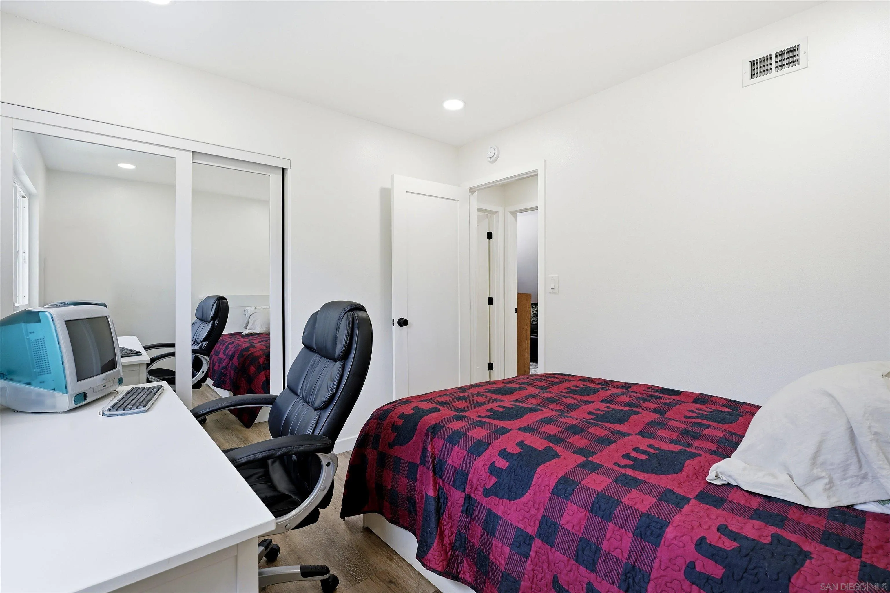 https://cdn.realtyfeed.com/cdn/127/260019976/079b8ff059b05006b8fbc544d13e2975.webp