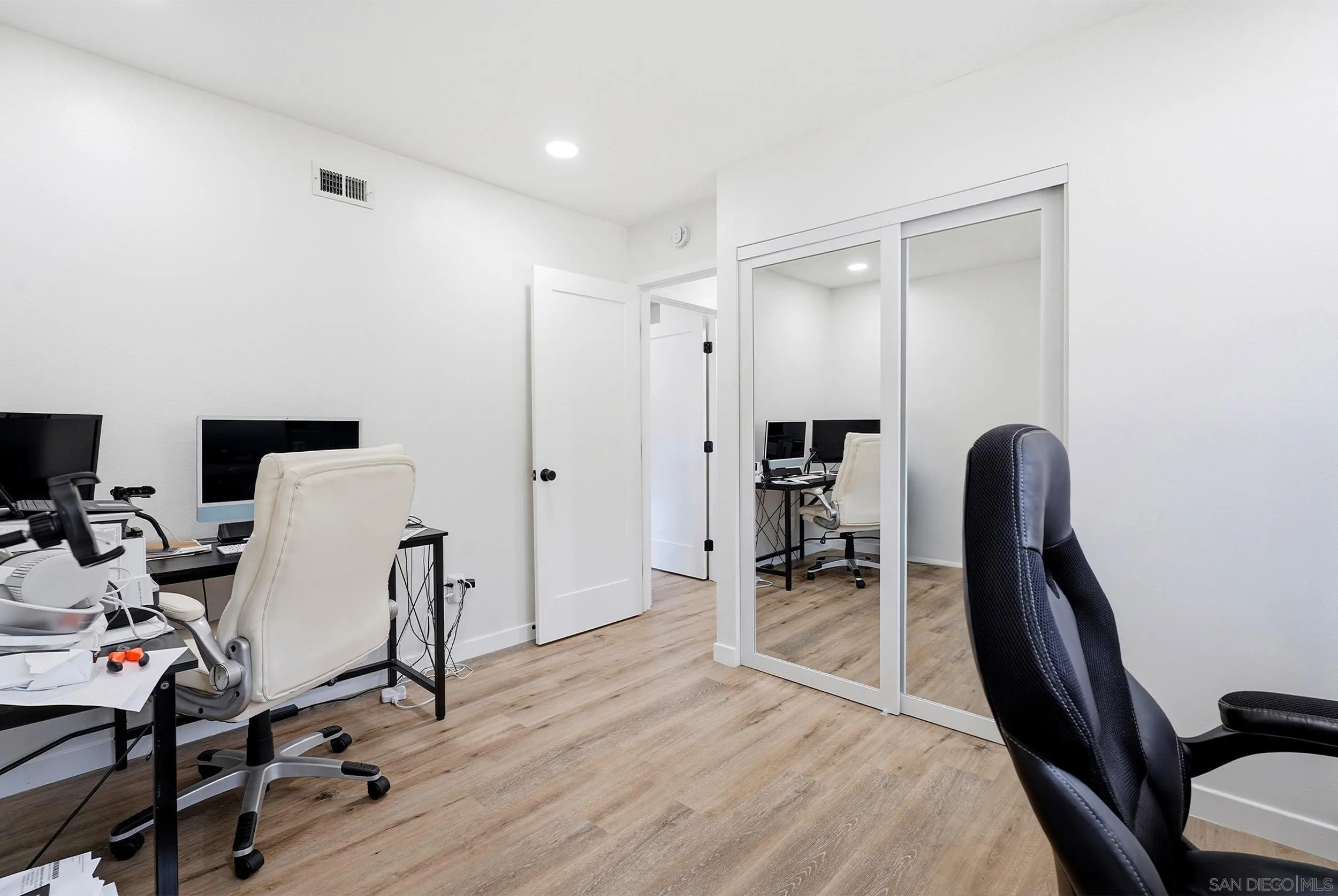 https://cdn.realtyfeed.com/cdn/127/260019976/1339804c2ffe9d5e30edcdfd0e06eb3e.webp