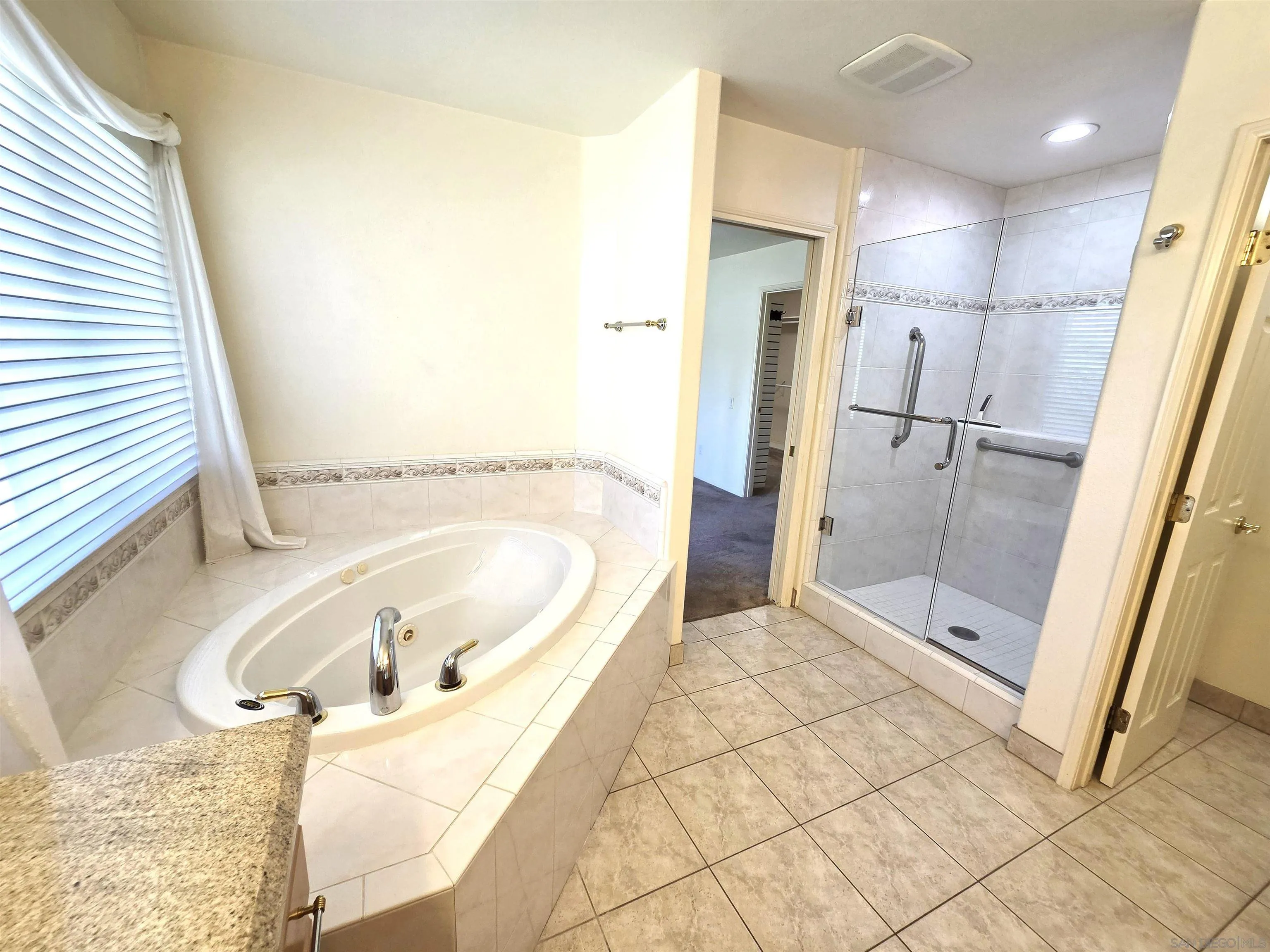 https://cdn.realtyfeed.com/cdn/127/260019977/006ceeb949a6502868b3630cf88ebdab.webp