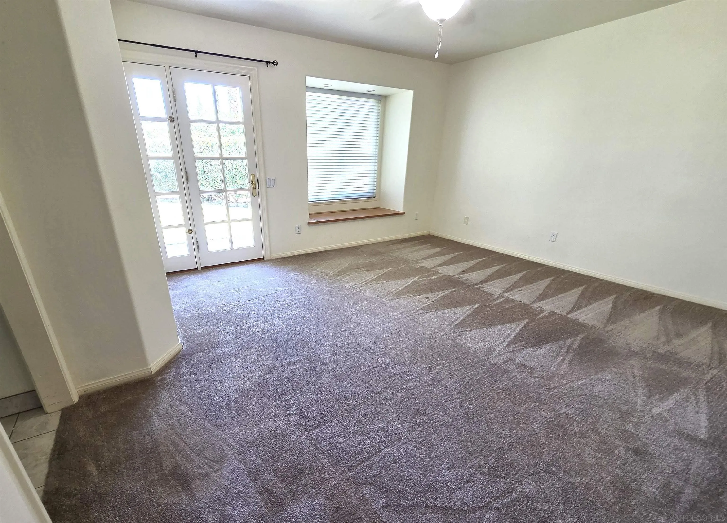 https://cdn.realtyfeed.com/cdn/127/260019977/07c76197ceade11f837dae14a6b5e5f1.webp