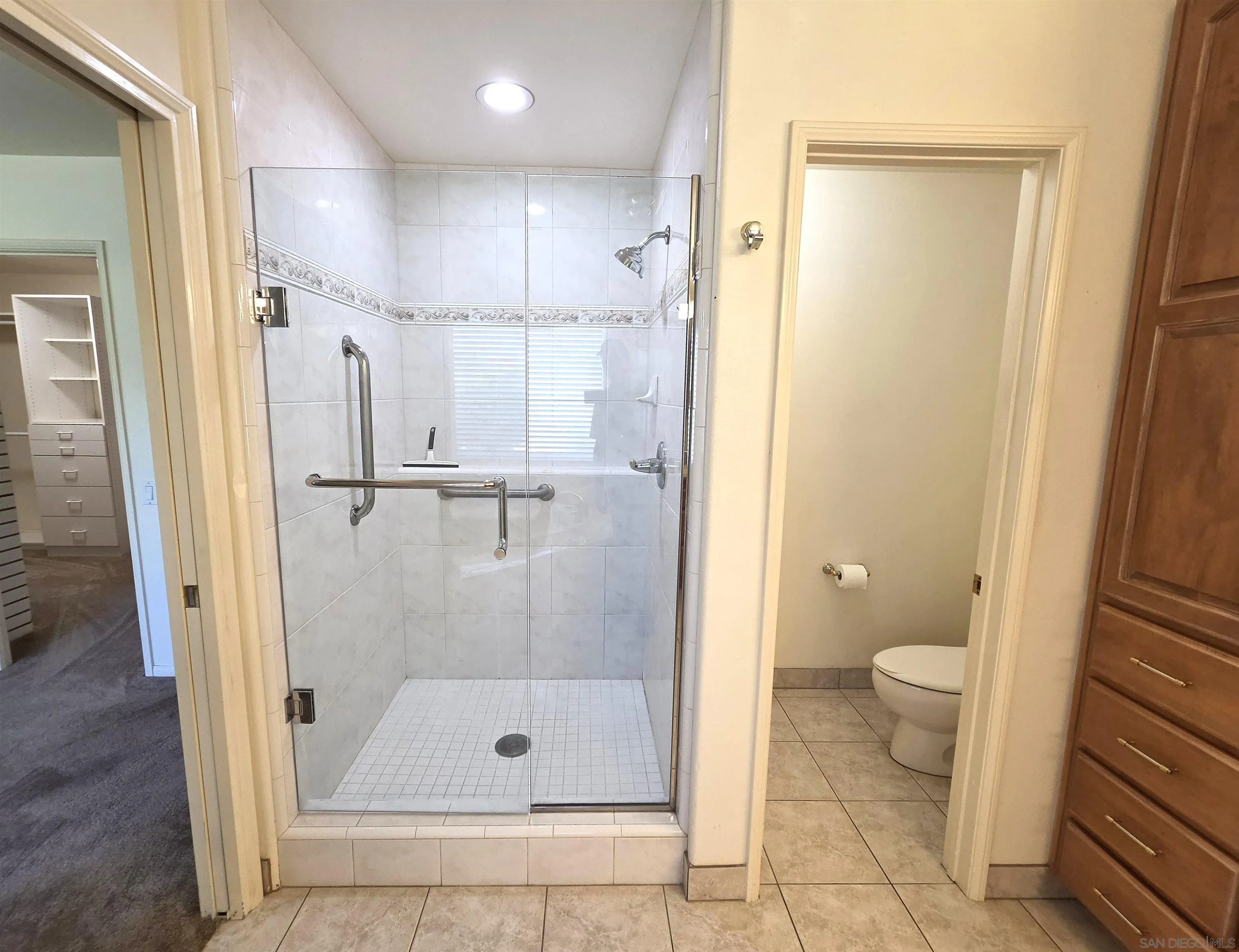https://cdn.realtyfeed.com/cdn/127/260019977/1bc17353bb1b37fcea0be2a9c9685d57.webp