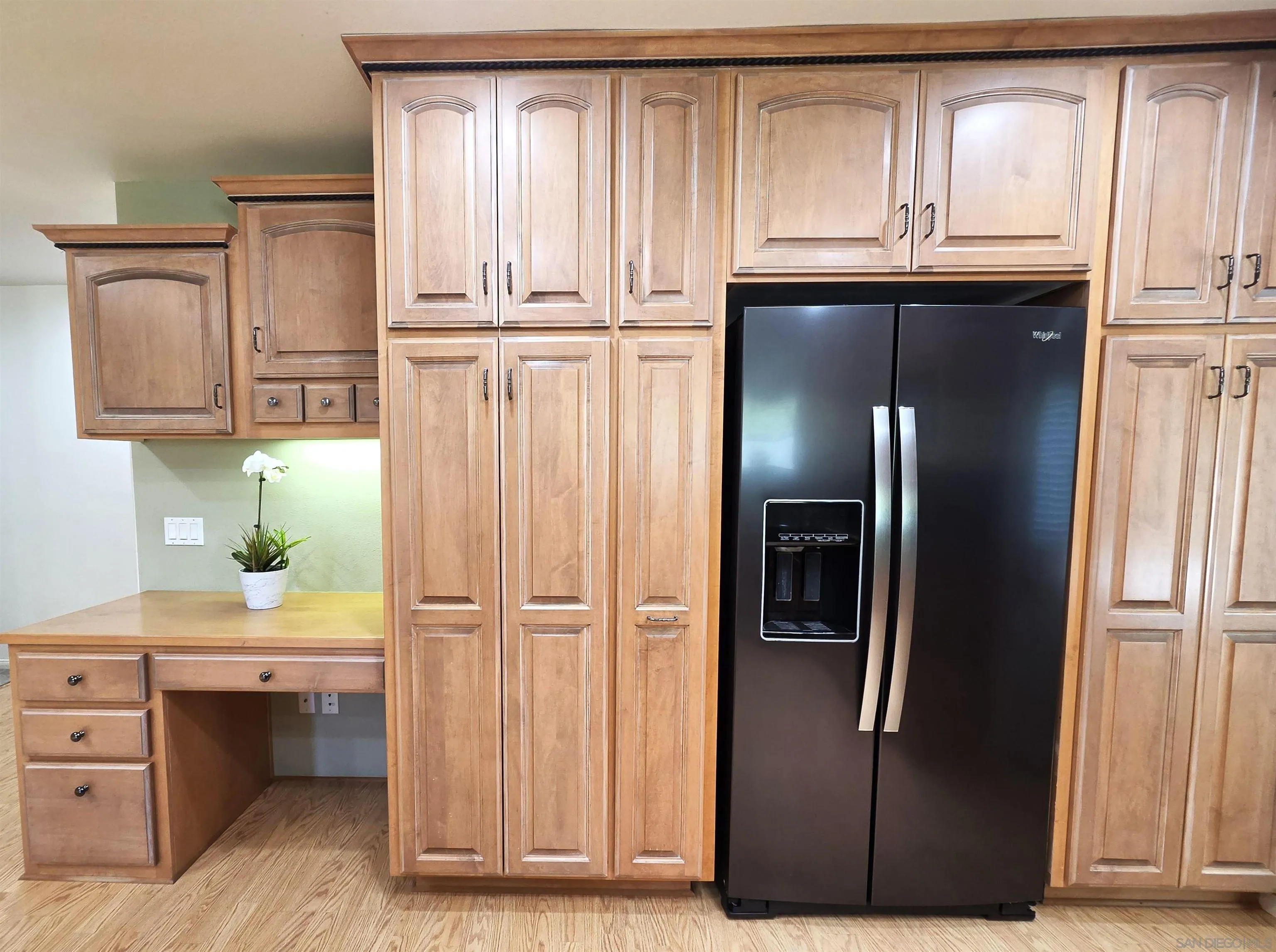 https://cdn.realtyfeed.com/cdn/127/260019977/598946bbca705d2250ce38aa2fbf0209.webp