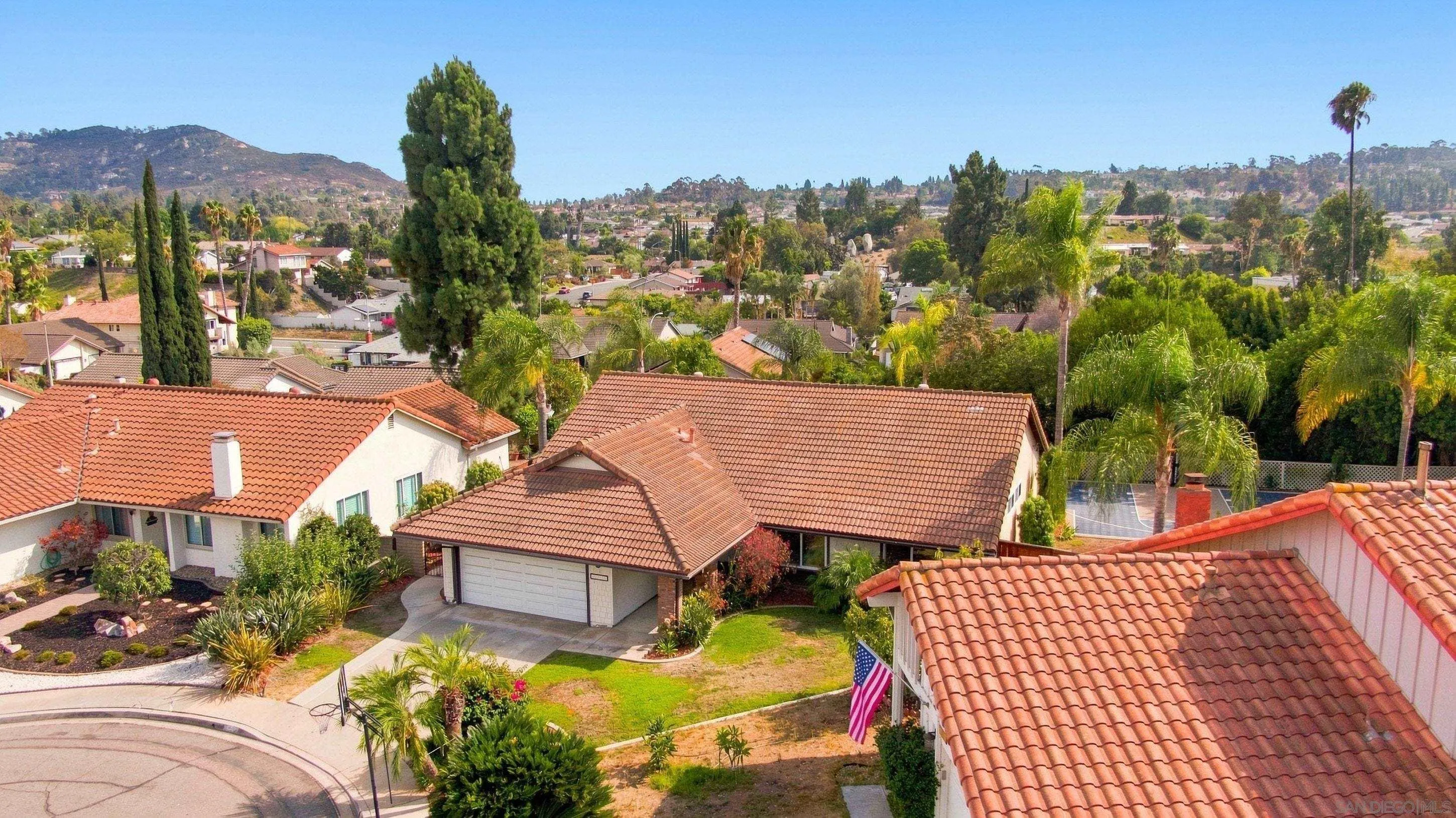 https://cdn.realtyfeed.com/cdn/127/260019978/6356f17bba1aac1174ccd10bebfc0dfa.webp