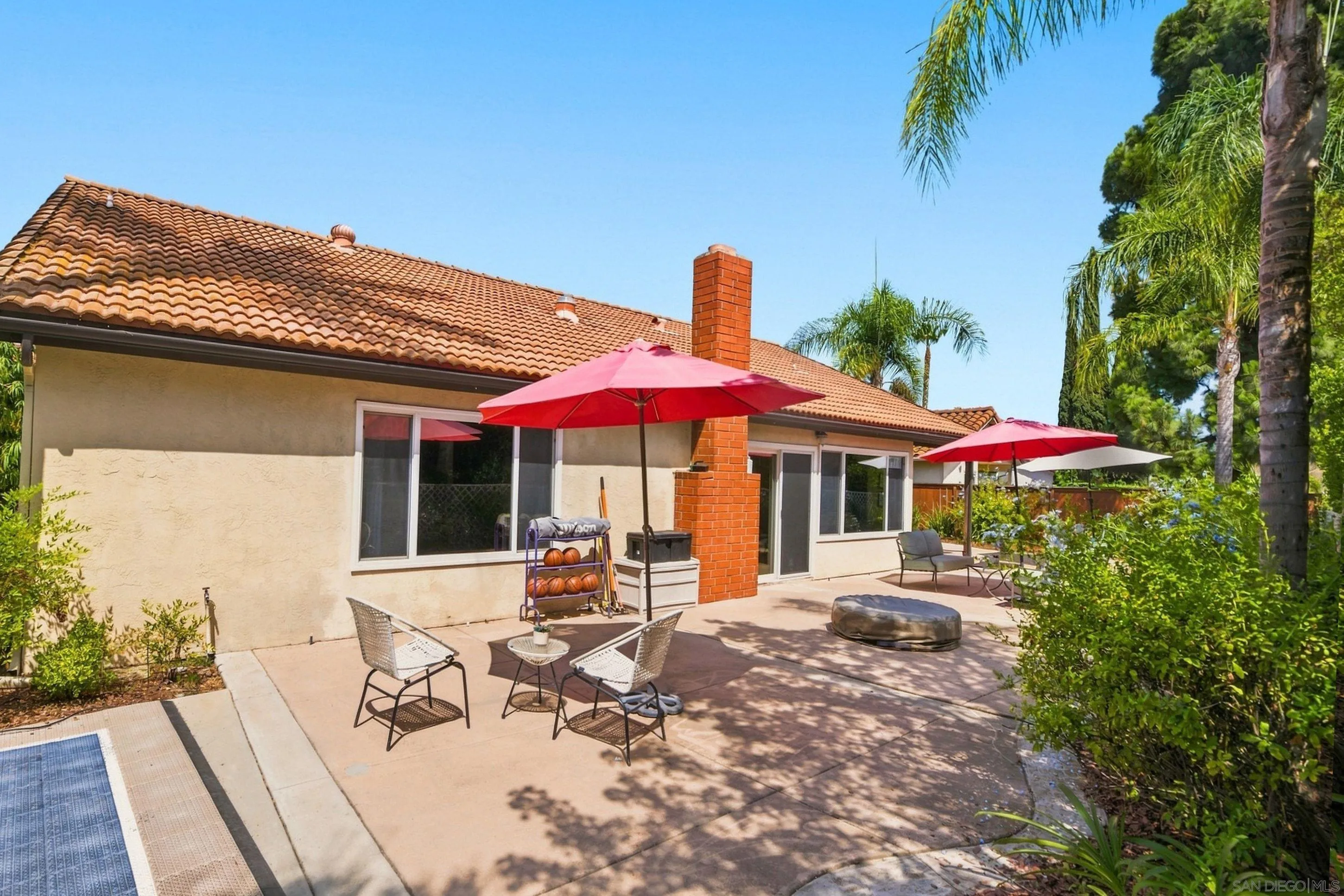 https://cdn.realtyfeed.com/cdn/127/260019978/64c2041d3ed0b09cd15868edda6921c2.webp