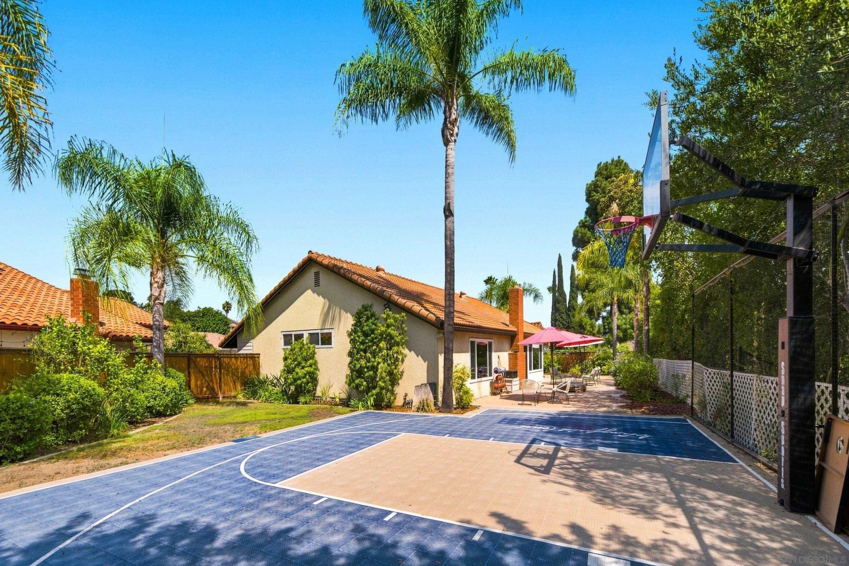 https://cdn.realtyfeed.com/cdn/127/260019978/76d8ae02d7a8699be9cd730b05665e7c.webp