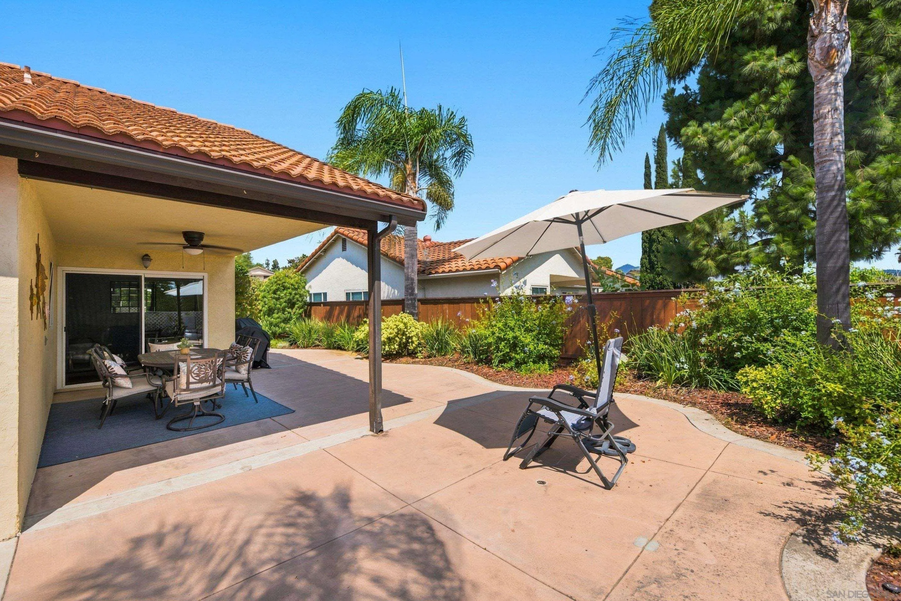 https://cdn.realtyfeed.com/cdn/127/260019978/809de514883d67191bfc7bb8031307bc.webp