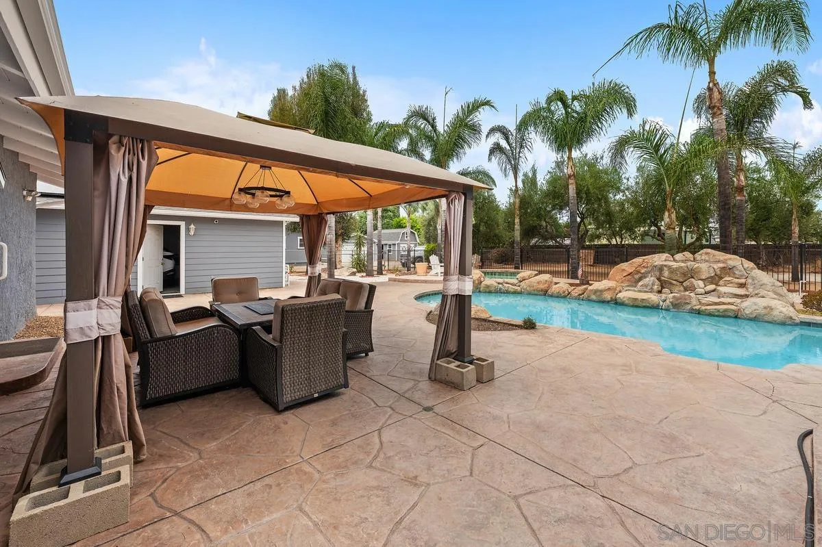 https://cdn.realtyfeed.com/cdn/127/260019985/6d697a560b86ddf3f3f16f0ba6fd75d6.webp